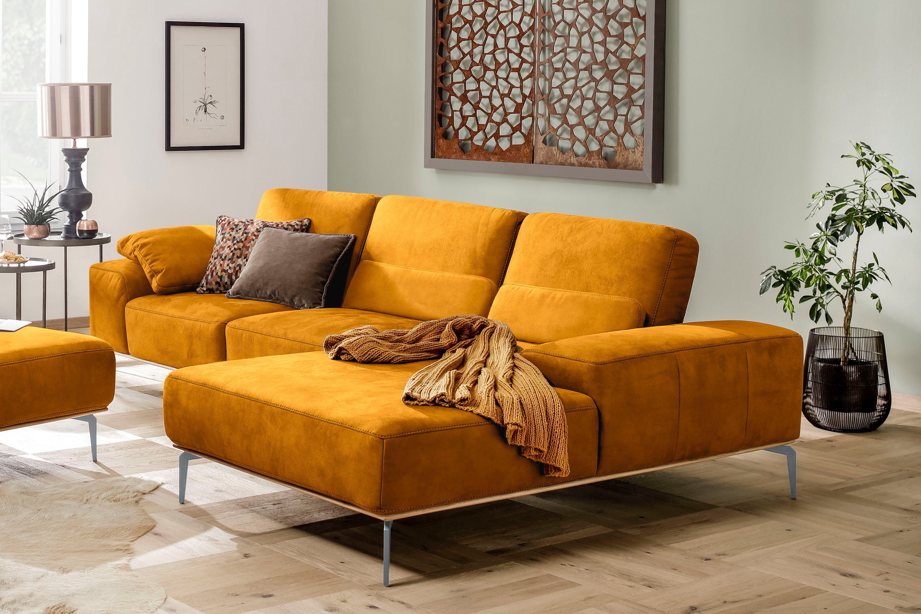 W.SCHILLIG Ecksofa run, mit elegantem Holzsockel, Füße in Silber matt, Breite 319 cm