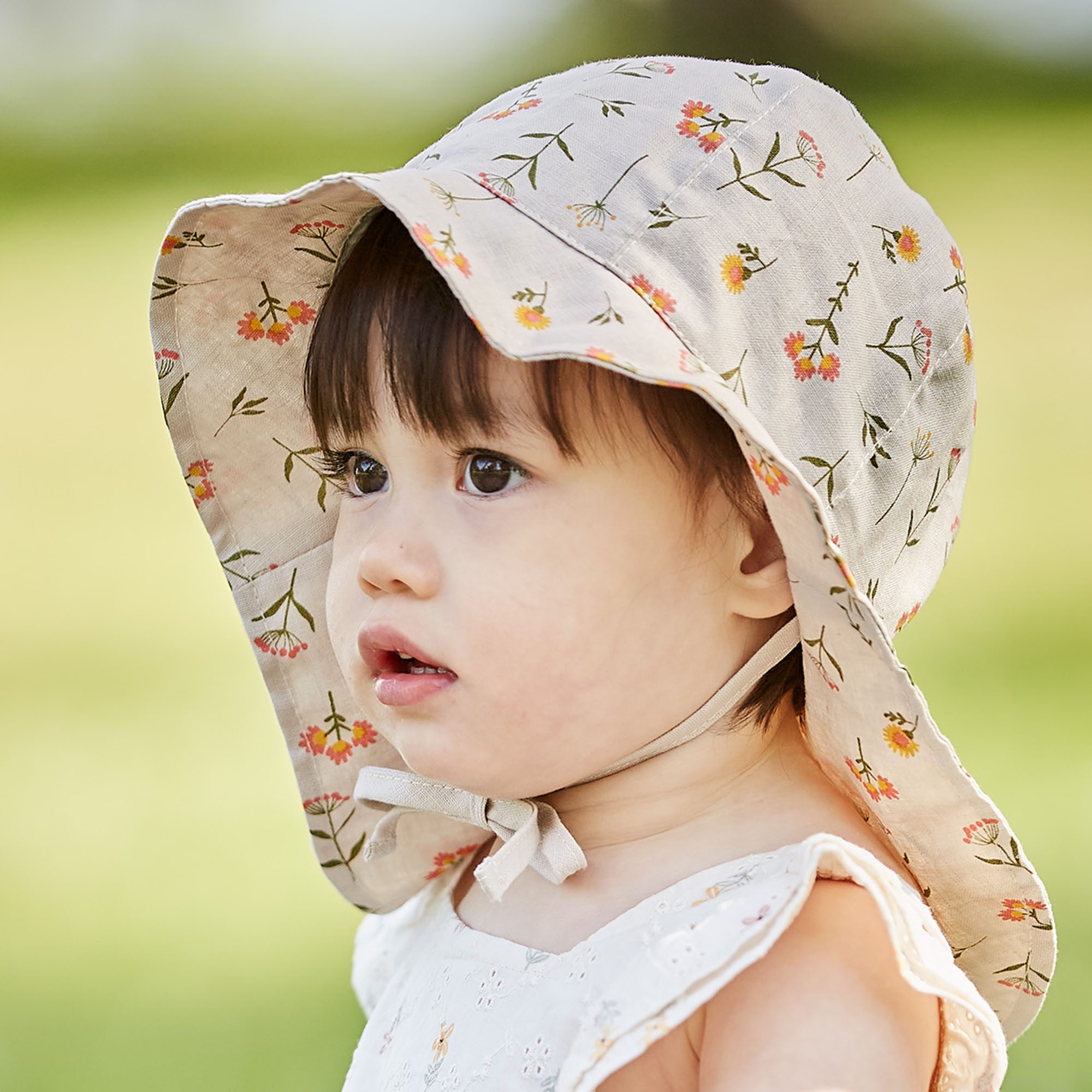 MAXIMO Sonnenhut (1-St) Beige, Sonnenhut, Blume, Leinenmix, Band, Nackenschutz, Allover-Motiv