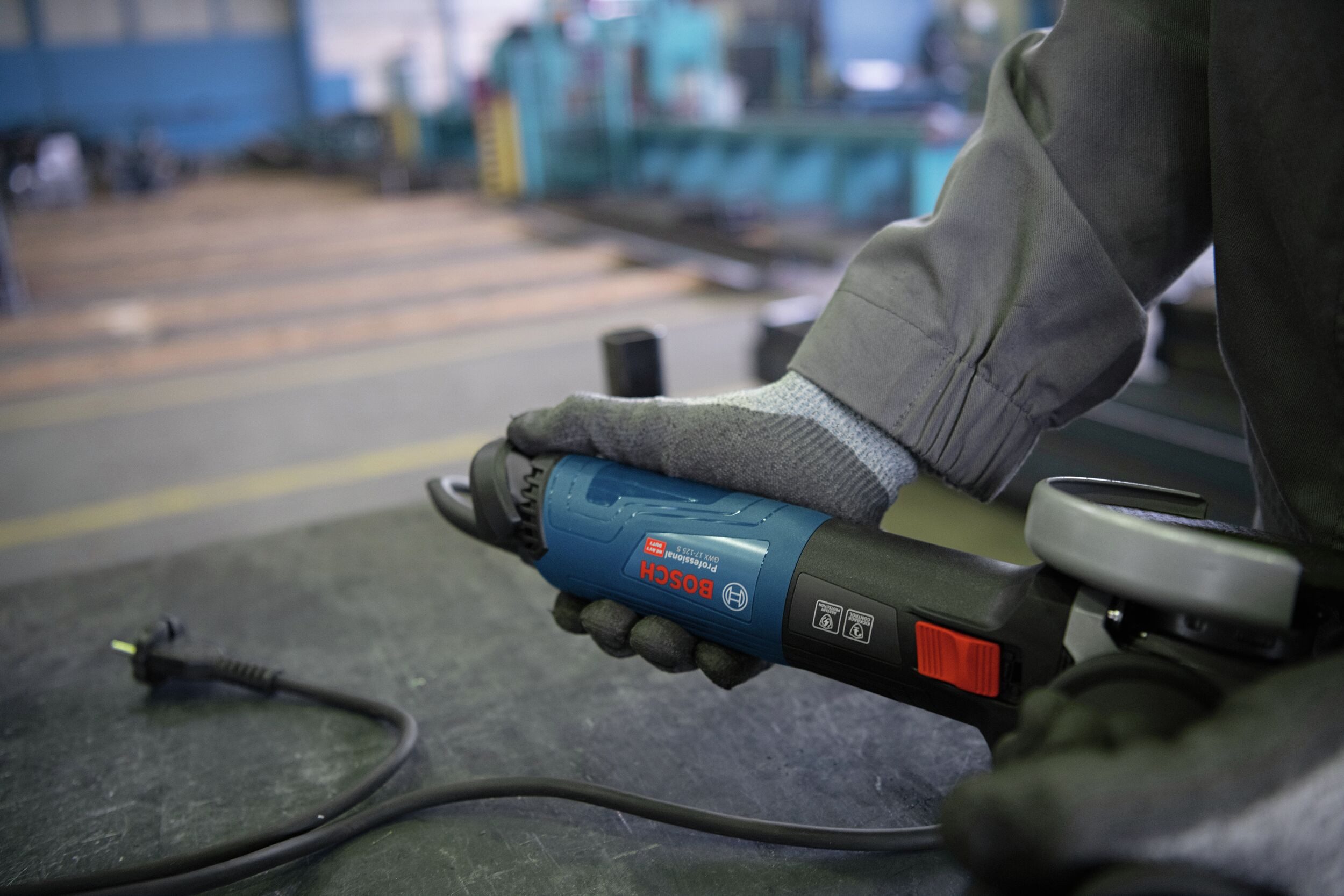 BOSCH Winkelschleifer GWS 17-125, max. 11500 U/min, Im Karton