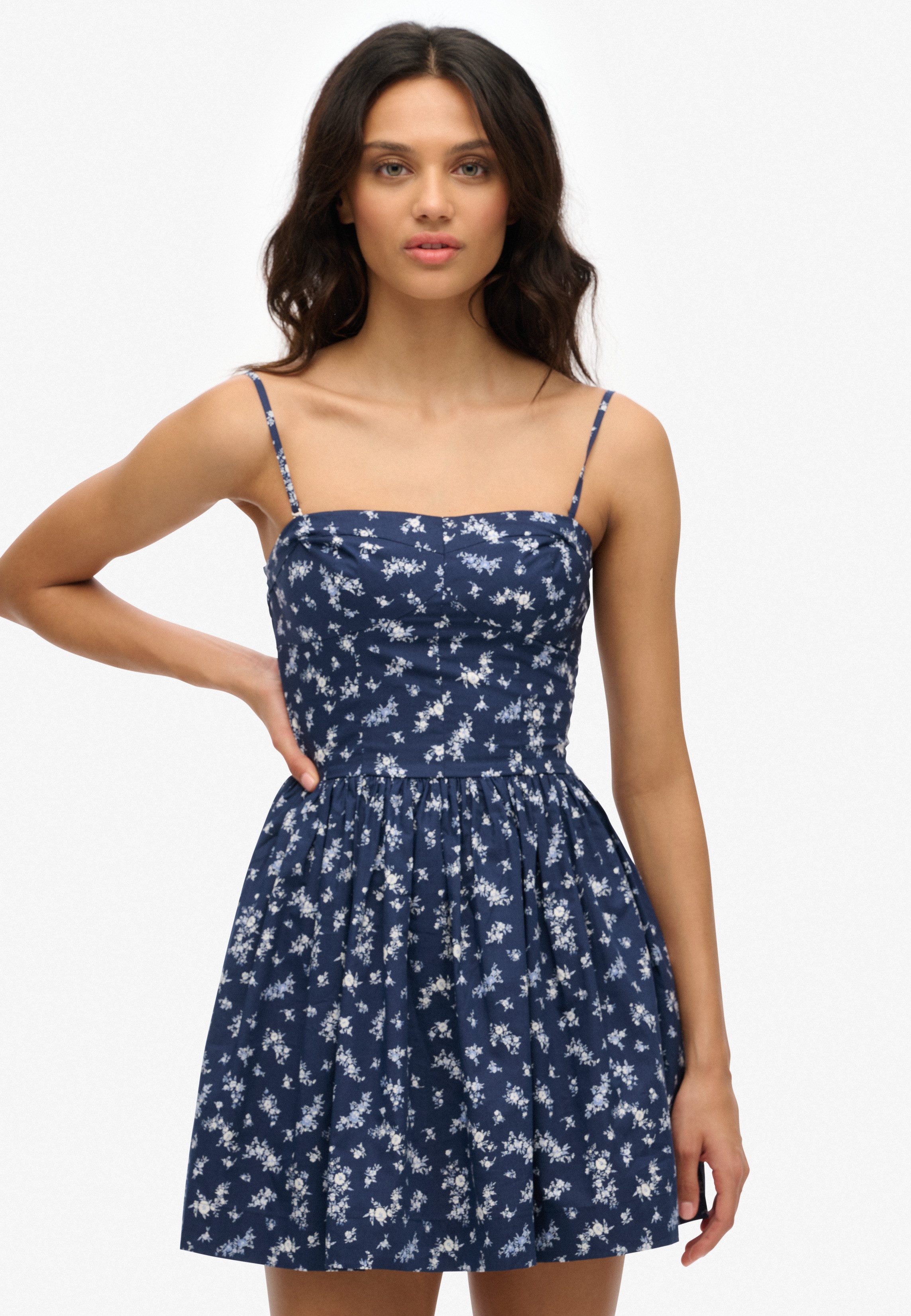 Superdry Sommerkleid CORSET CAMI MINI DRESS aus Baumwollmischung, Slim Fit, mit geblümtem Print, ohne Ärmel