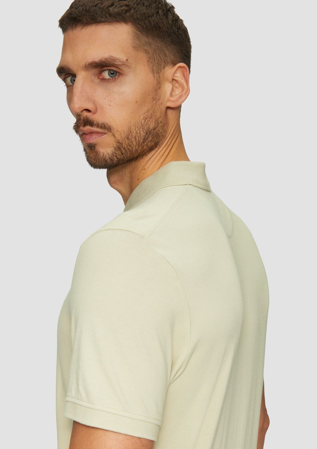 s.Oliver Poloshirt Poloshirt Kragen, Knopfleiste, kurzarm