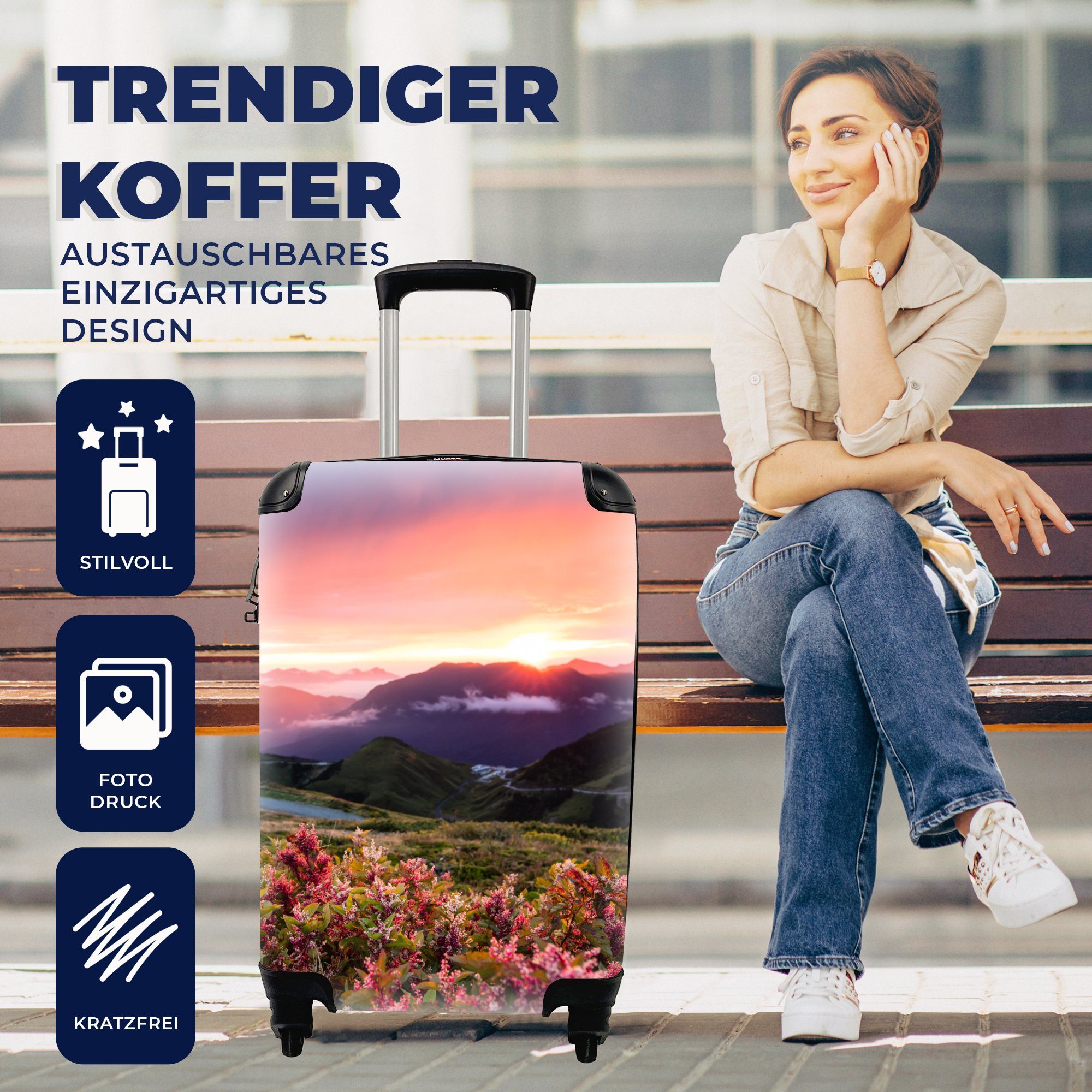 Nacht für Handgepäck Reisekoffer rollen, Reisetasche MuchoWow Rosa, Landschaft Rollen, Berge - Blumen Himmel - - Trolley, Ferien, - 4 Handgepäckkoffer mit -