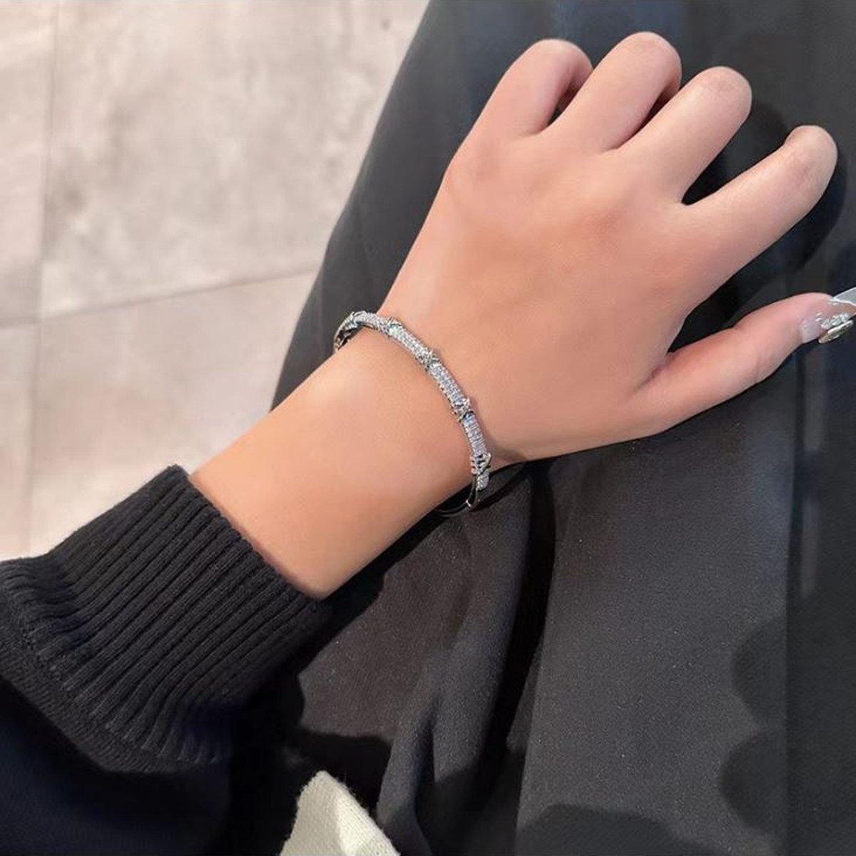 KARMA Armreif Damenarmreif Silber Metall Zirkonsteine günstig online kaufen