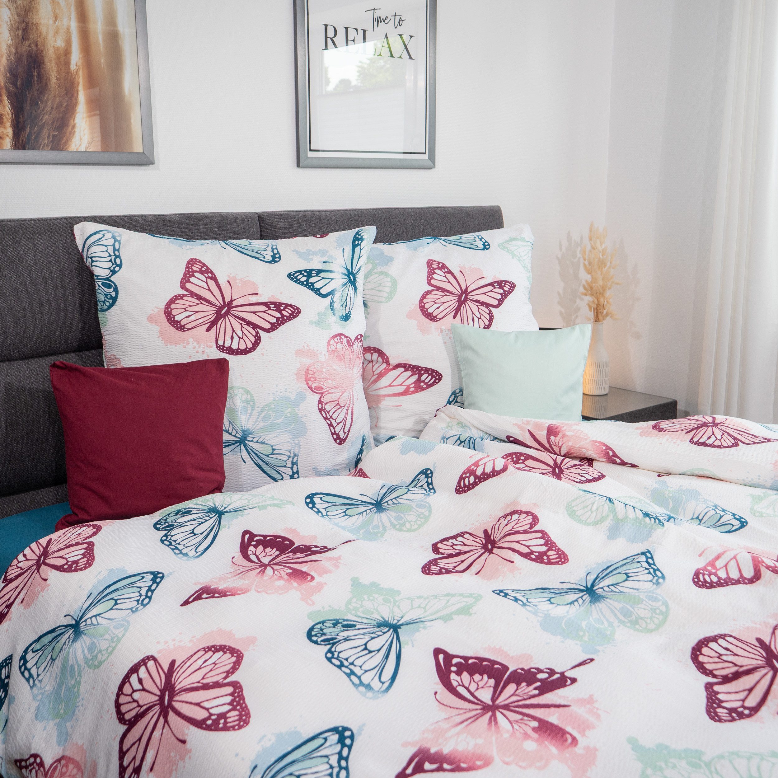 Casa Colori Bettwäsche Casa Calori, Seersucker, 2 teilig, Schmetterlinge, gestreift, bunt