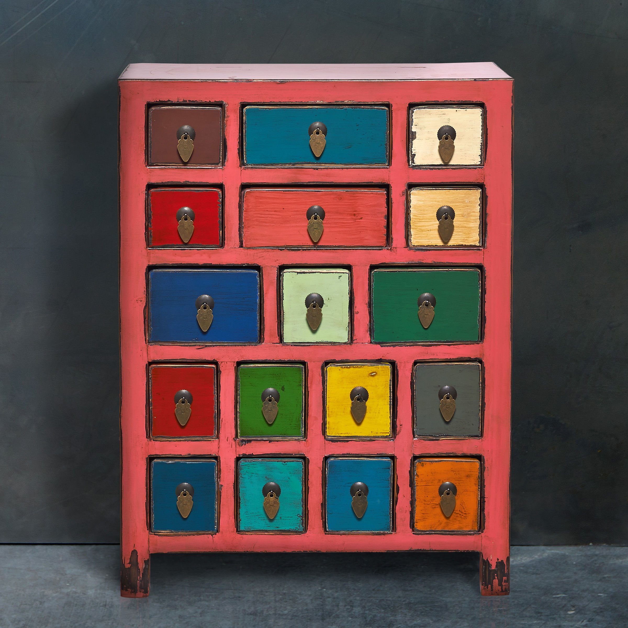 Frontansicht BUTLERS Kommode PASTEL LOVE