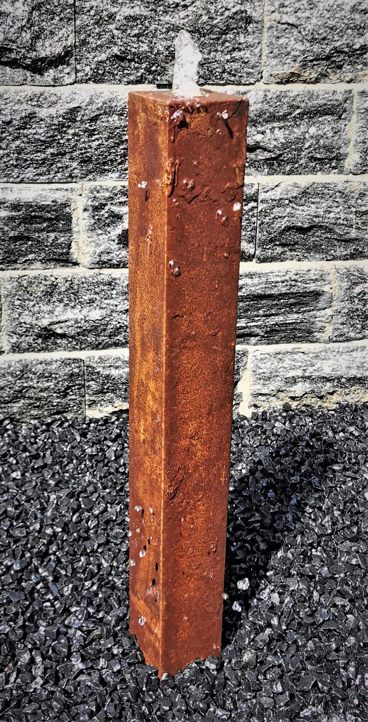 Thumbnail - Jürgen Bocker - Gartenambiente Gartenbrunnen Säulenbrunnen eckig 10/10 cm Cortenstahl Höhe 40-100 cm LED Garten