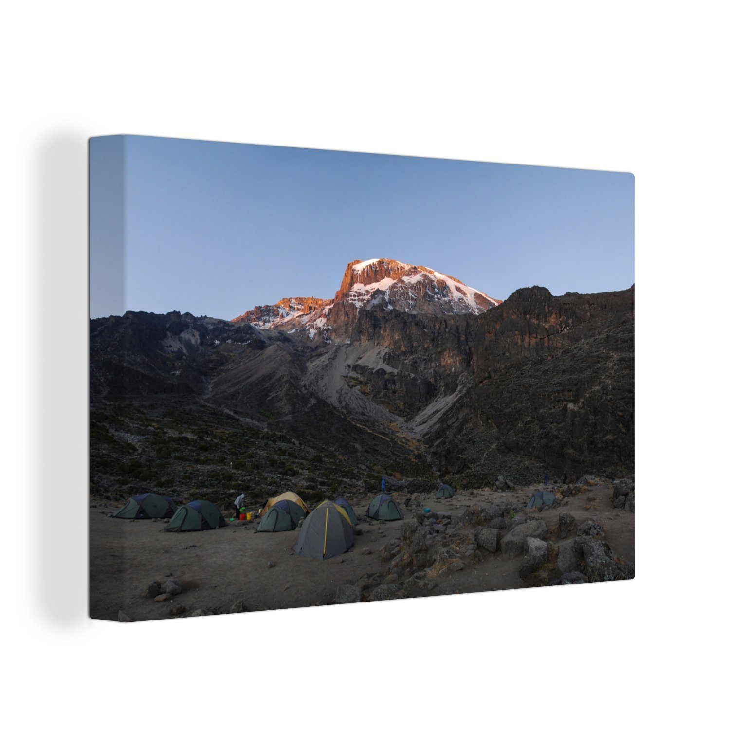 OneMillionCanvasses® Leinwandbild (1 des 30x20 tansanischen Afrika, Sonnenuntergang dem Wanddeko, Leinwandbilder, Gipfel Aufhängefertig, Wandbild in Berges cm auf St)