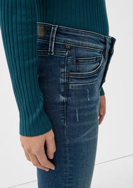 QS 5-Pocket-Jeans Jeans Sadie / Skinny Fit / Mid Rise / Skinny Leg Waschung, Destroyes