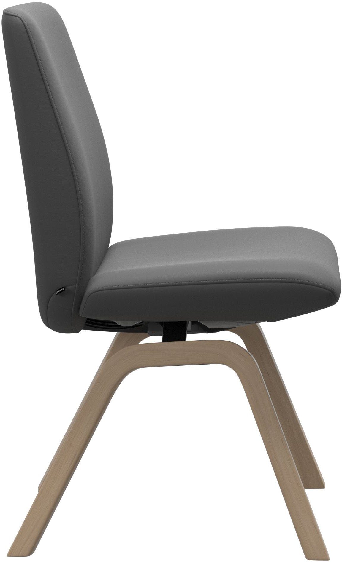 Stressless® Polsterstuhl Laurel, Low Beinen schräggestellten Back, in mit Eiche L, Größe natur