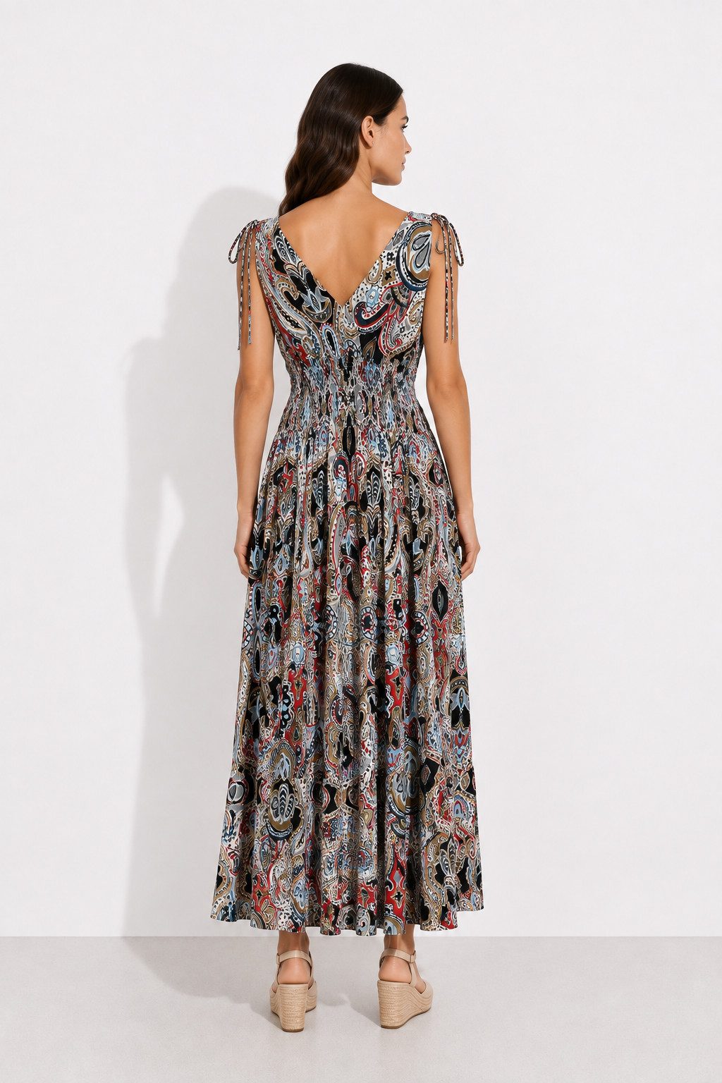 ITALY VIBES Sommerkleid - Paisley Viskosekleid mit Smokbund und V-Ausschnitt für Damen