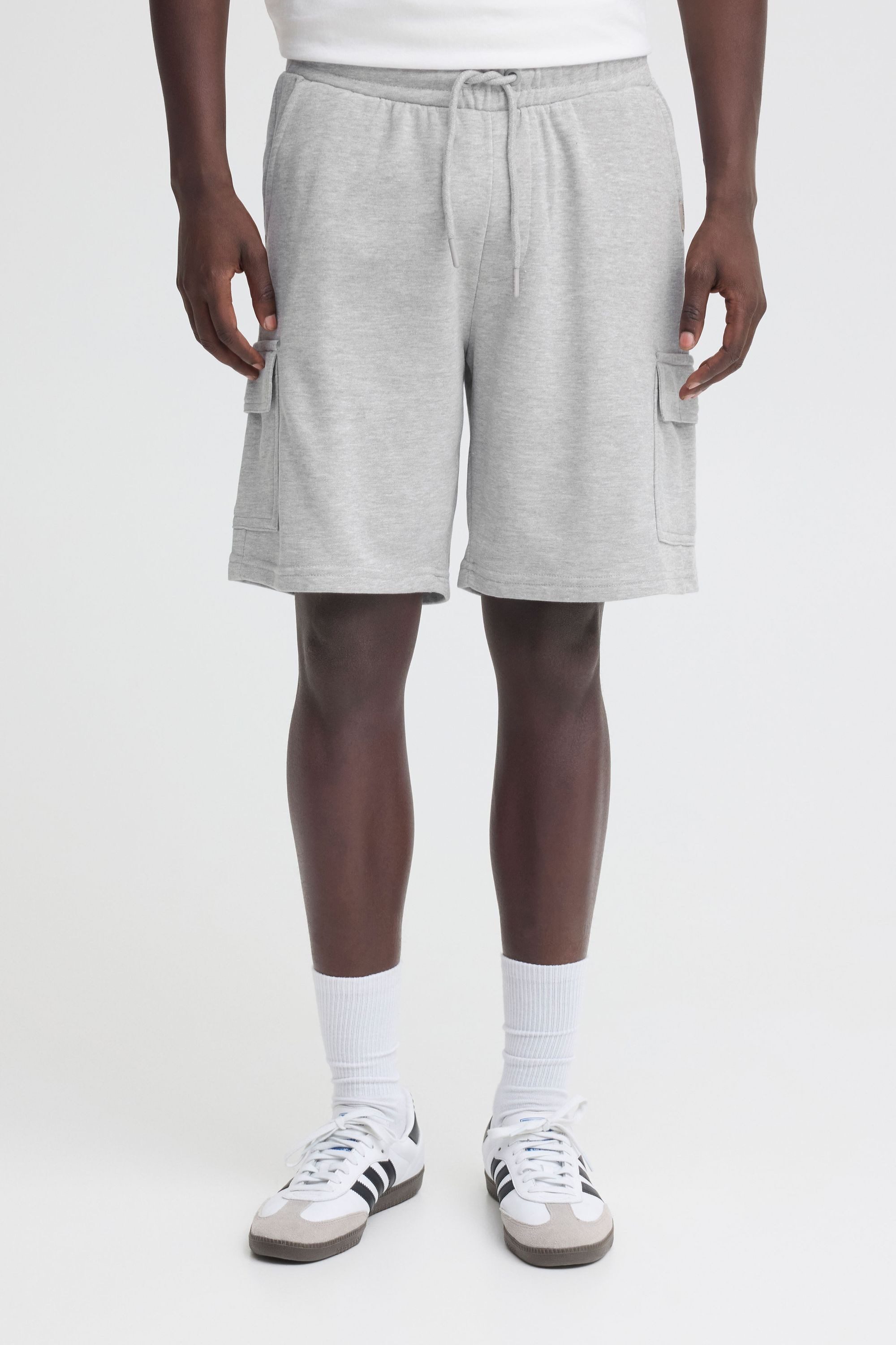 Blend Sweatshorts BHKarlos Sweat Cargo Bequeme Sweatshorts im Cargo-Stil