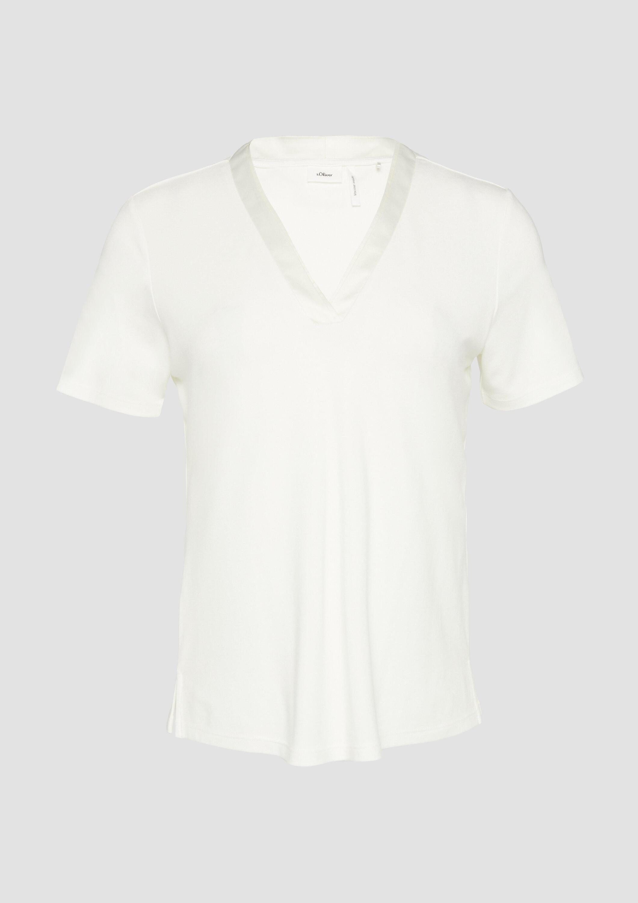 s.Oliver Kurzarmshirt T-Shirt T-Shirt mit Satinausschnitt