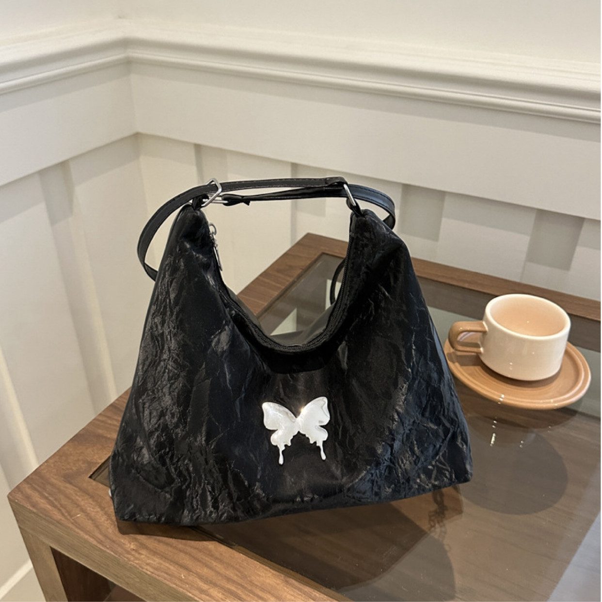 Super Solu Schultertasche Multifunktionale Damen Tasche 3-in-1 mit Schmetterling & Kette (Stück, 1-tlg., B/H/T30/26,5/9cm), 3 Tragemöglichkeiten: Rucksack, Schultertasche und Unterarmtasche