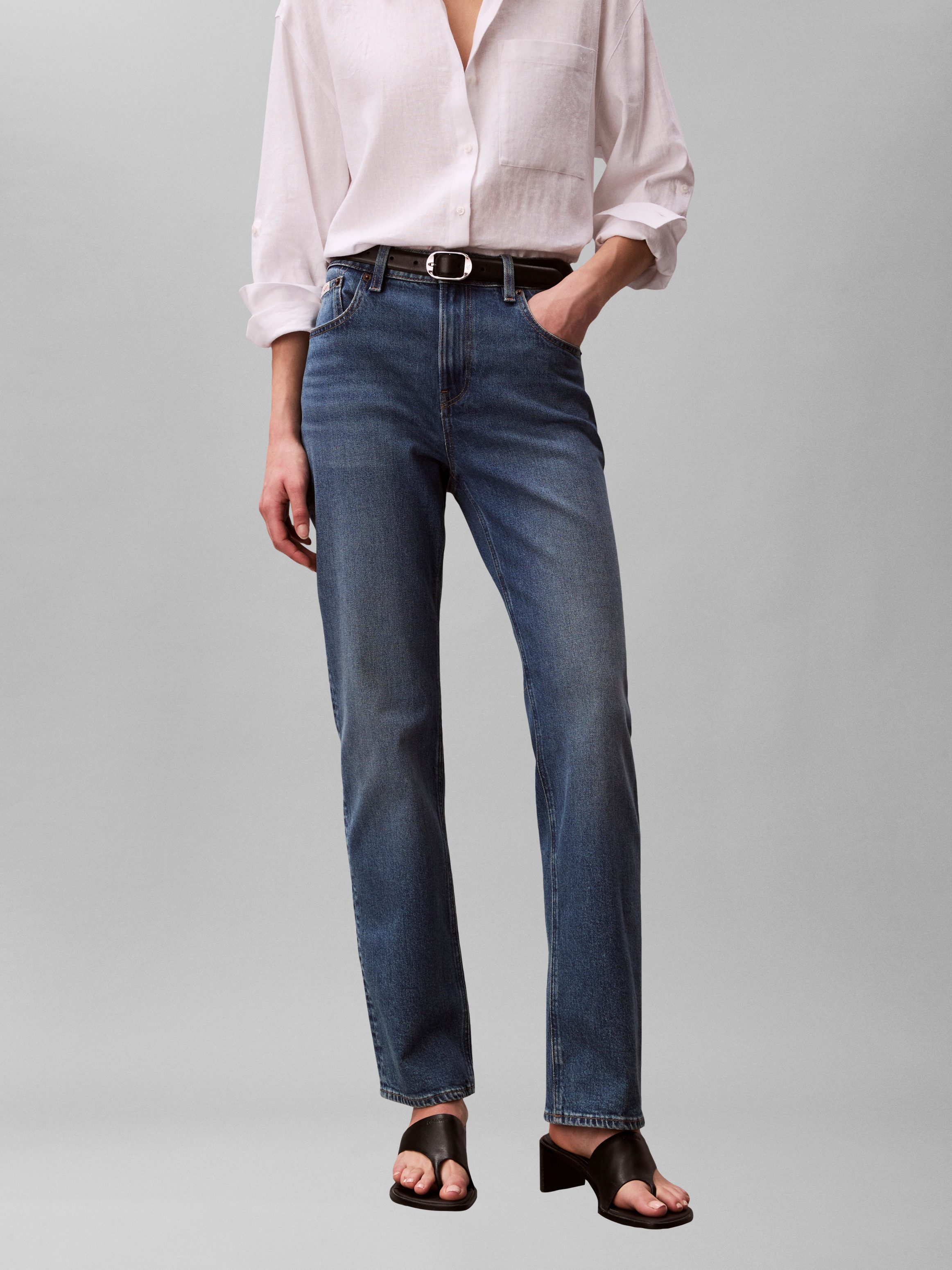 Calvin Klein Jeans High-waist-Jeans Regular fit mit high waist Passform – Bild 2 von 5