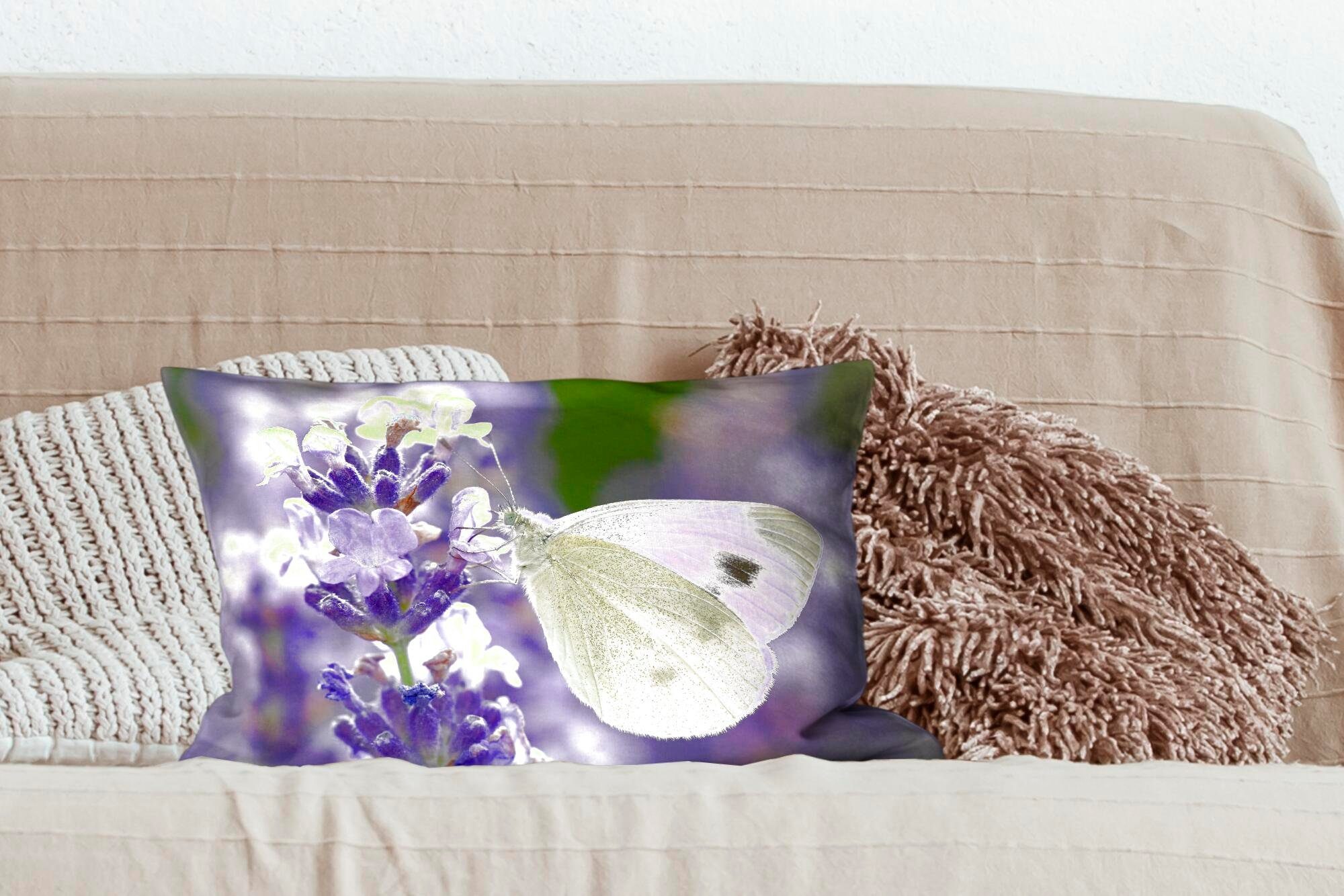 MuchoWow Dekokissen Weißer Schmetterling trinkt Füllung, Lavendelnektar, Wohzimmer Dekokissen Zierkissen, mit Schlafzimmer Dekoration