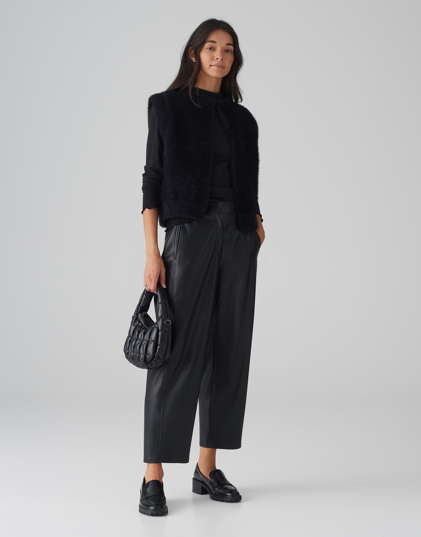 OPUS Umhängetasche Gesteppte Umhängetasche ALINDIE in Lederoptik