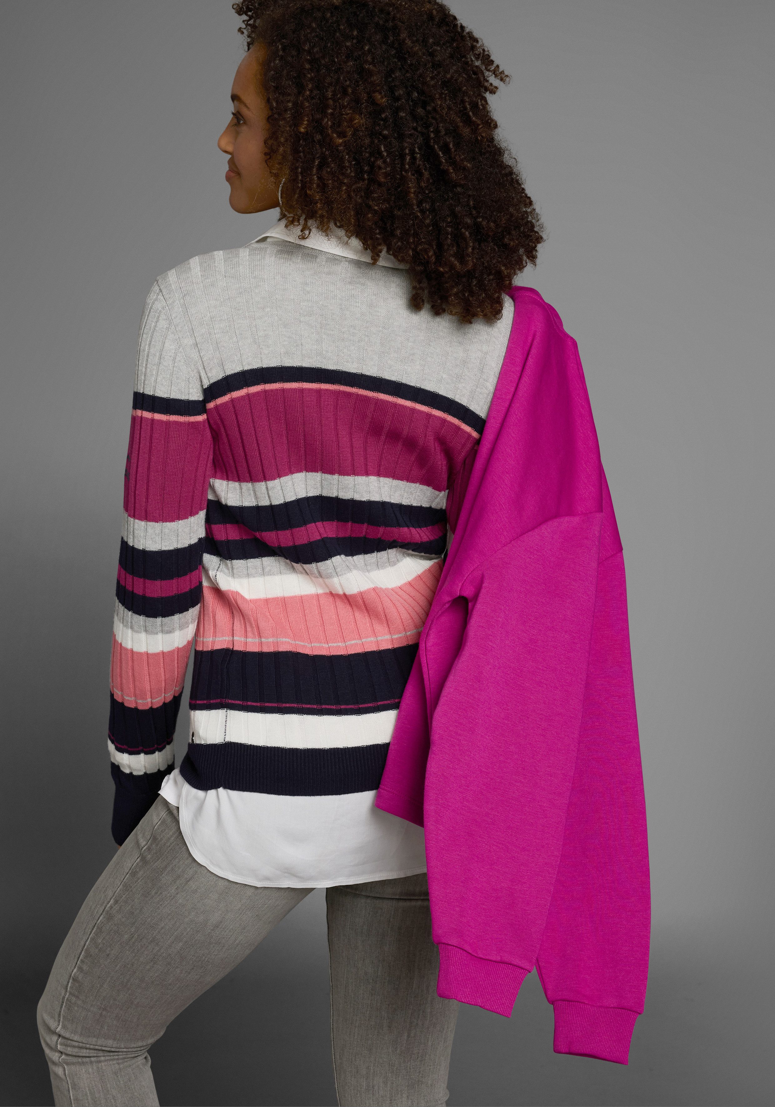 KangaROOS Rundhalspullover im sportivem Streifen-Design günstig online kaufen