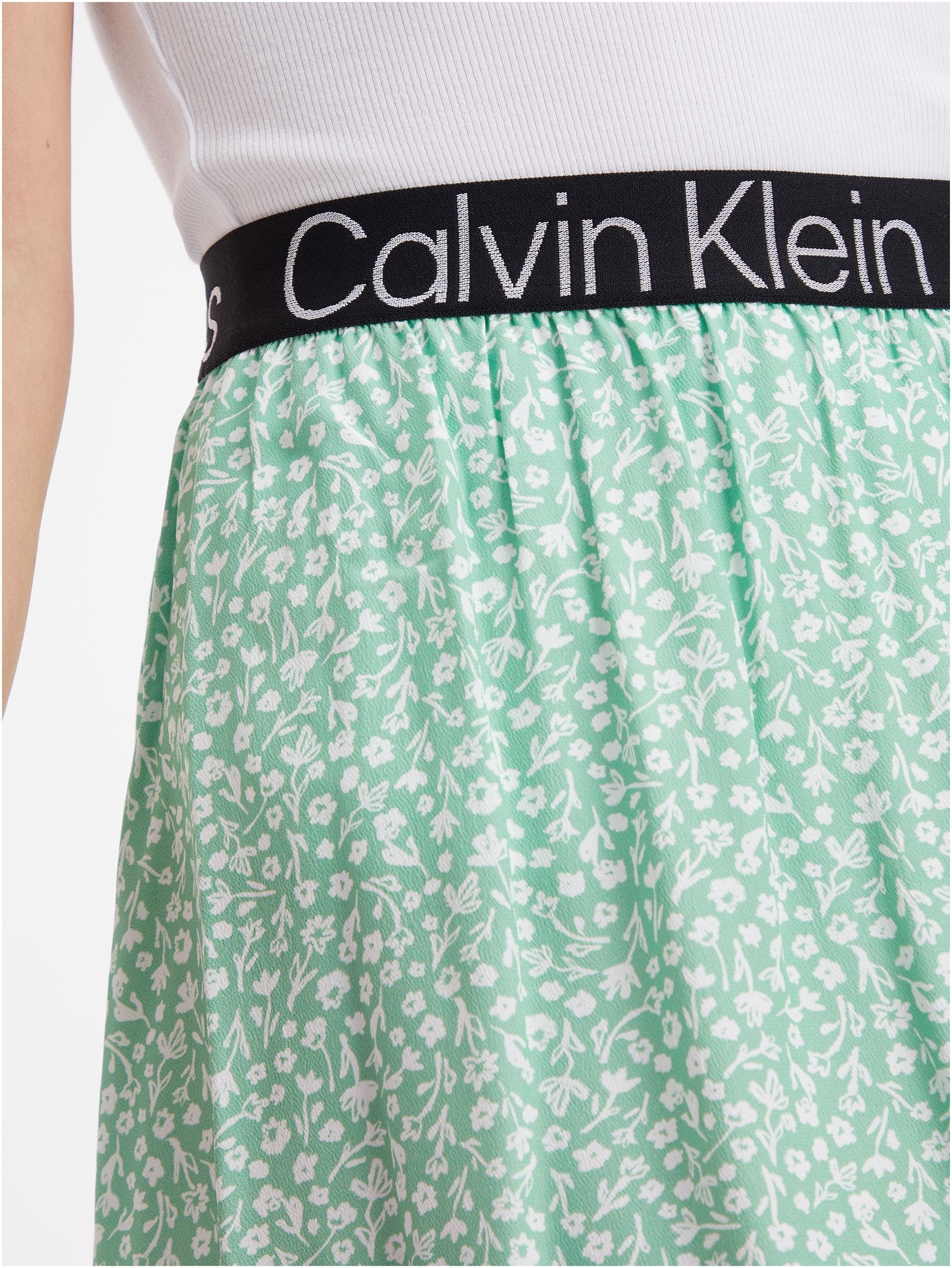 Calvin Klein Jeans Minirock Calvin mit Jeans-Bund hellgrün, elastischem weiß Klein