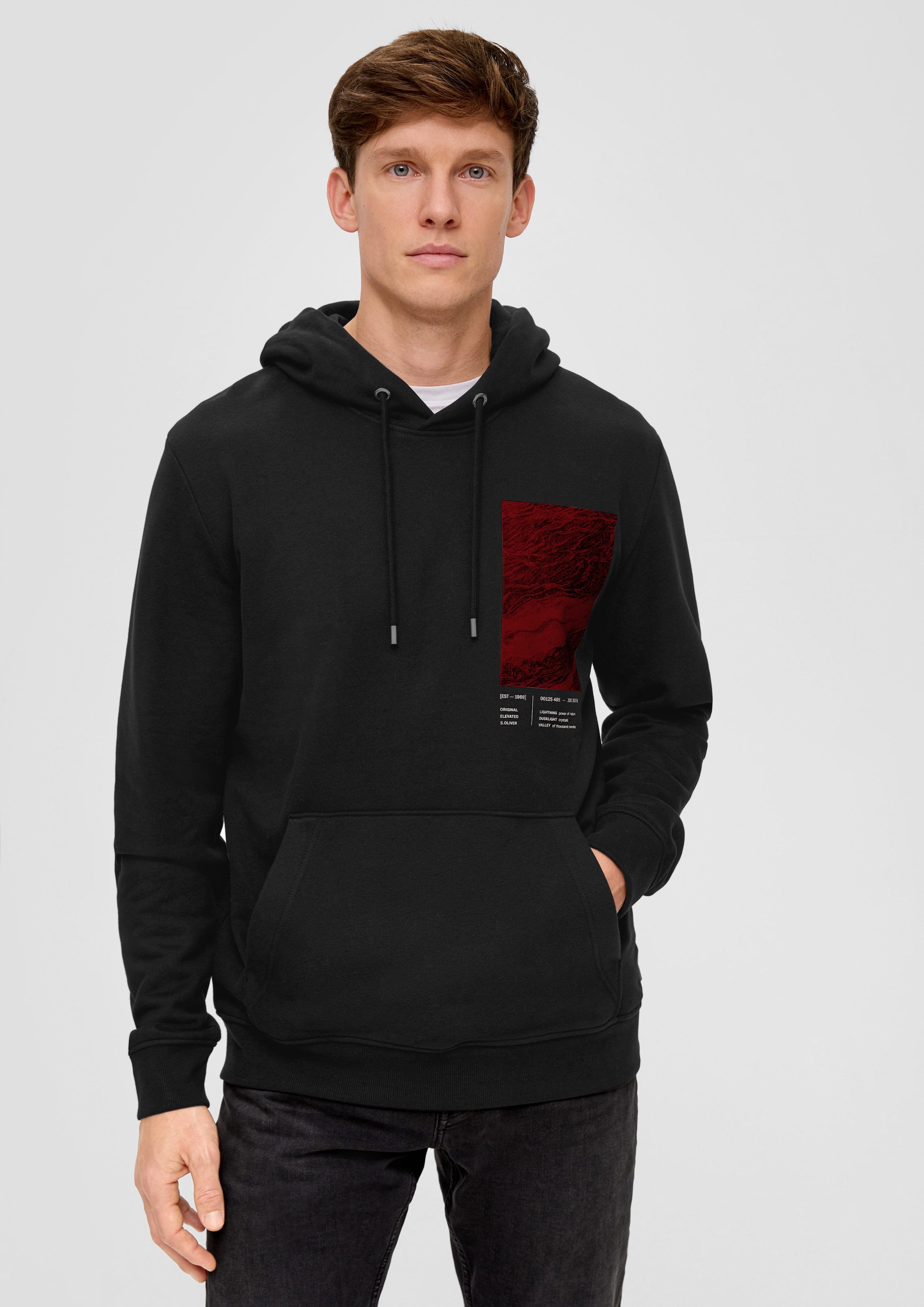 s.Oliver Sweatshirt Kapuzen-Sweatshirt mit Frontprint Blende, Logo schwarz