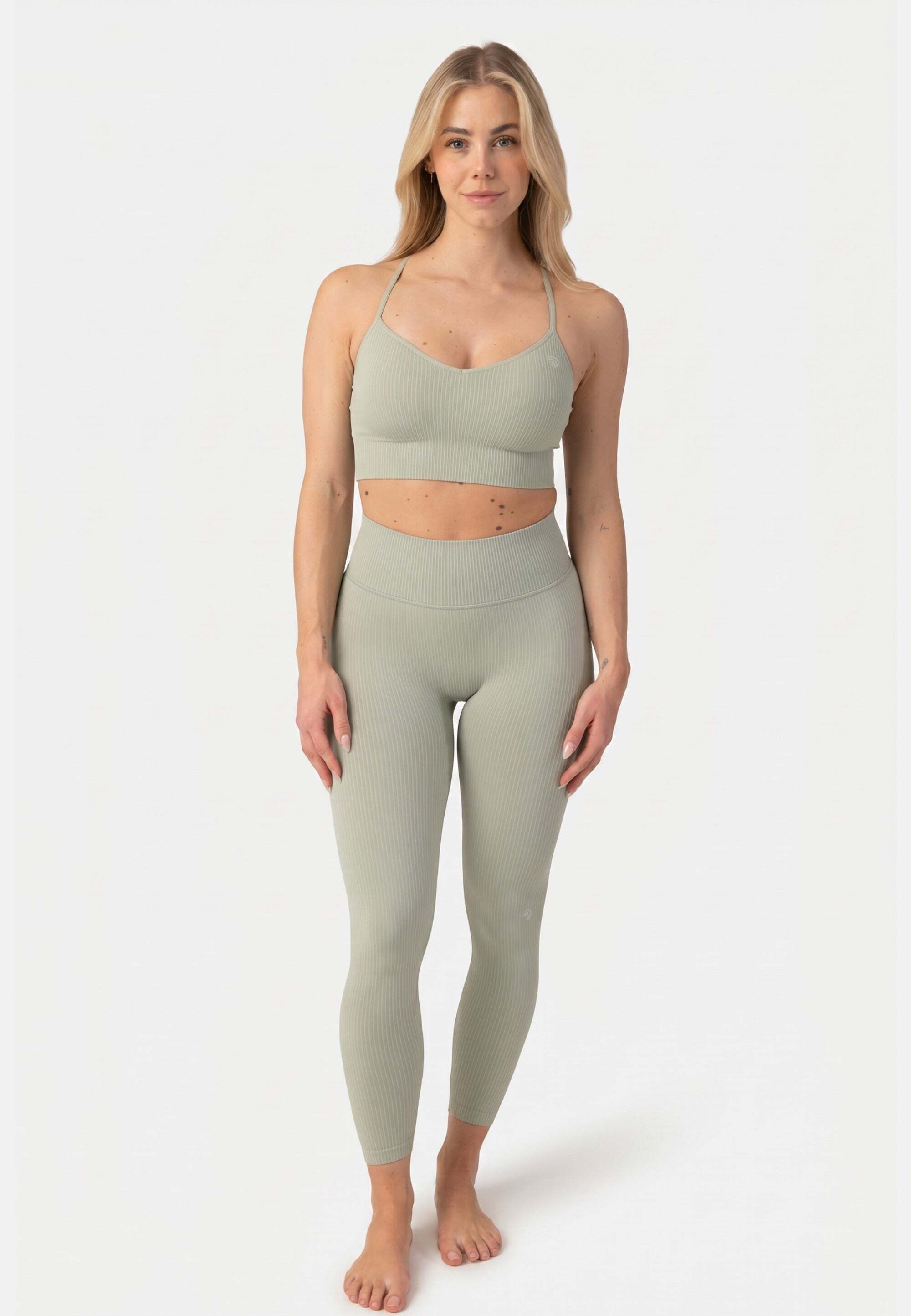 OCEANSAPART Leggings Maya (1-tlg) Nahtlose Hose mit Rippenstruktur für perfekten Halt im Basic-Look
