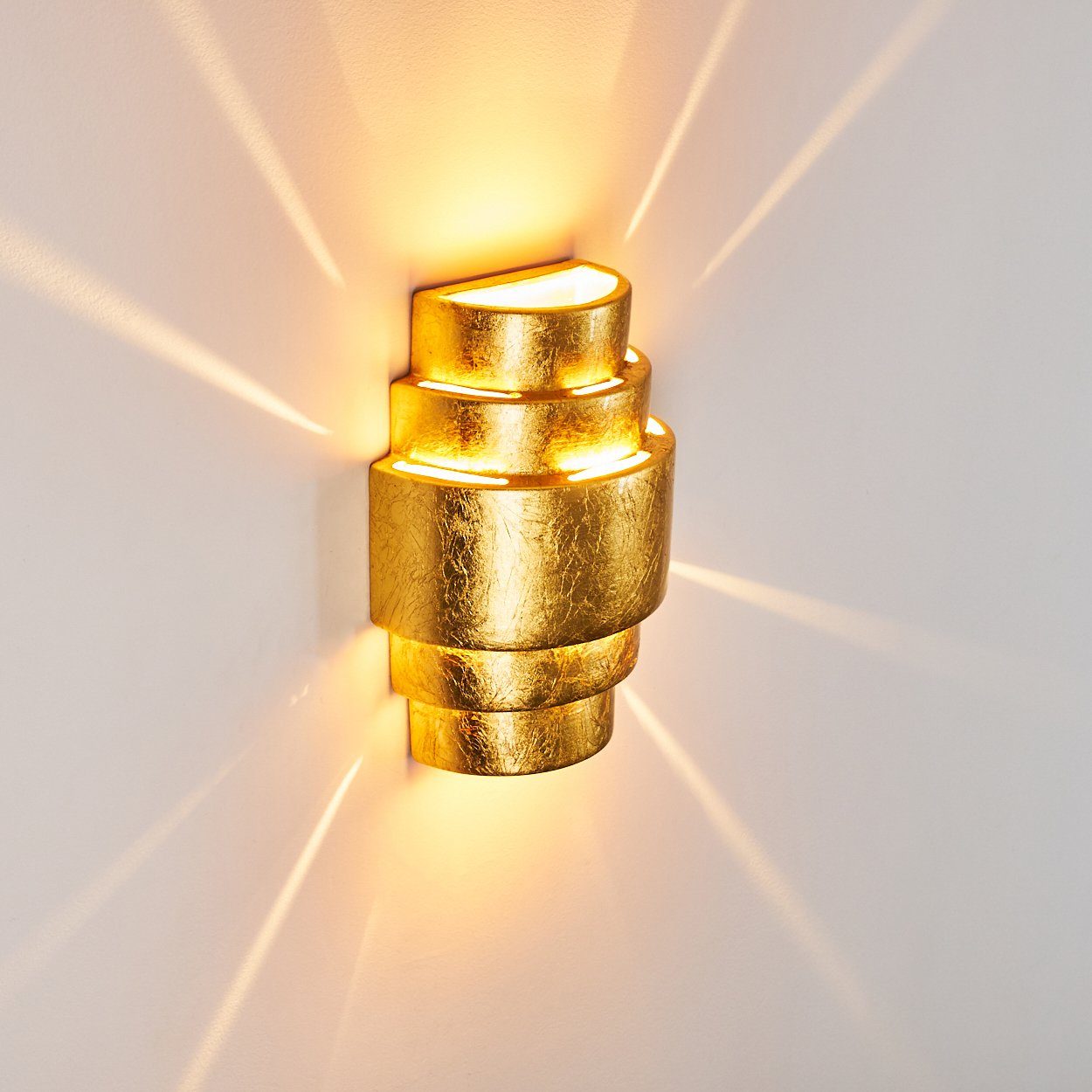 hofstein Wandleuchte Innen Wandlampe & ohne Down-Effekt, mit Gold, »Borore« 1xE27, in Up Blattgold-Effekt Keramik mit Leuchtmittel, aus