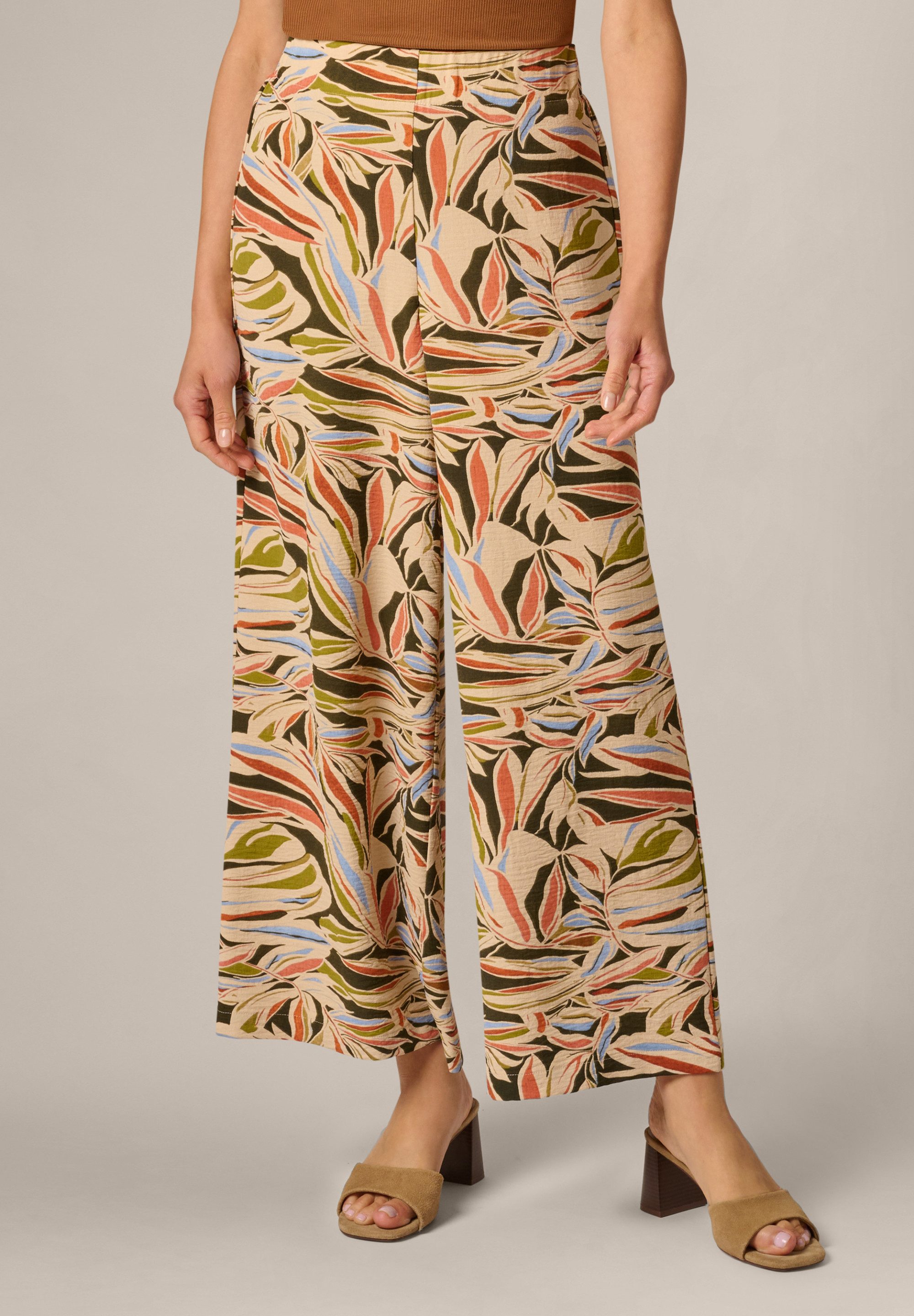 Adrianna Papell Stoffhose Pull On Pant Fließende, bedruckte Hose mit weitem Bein
