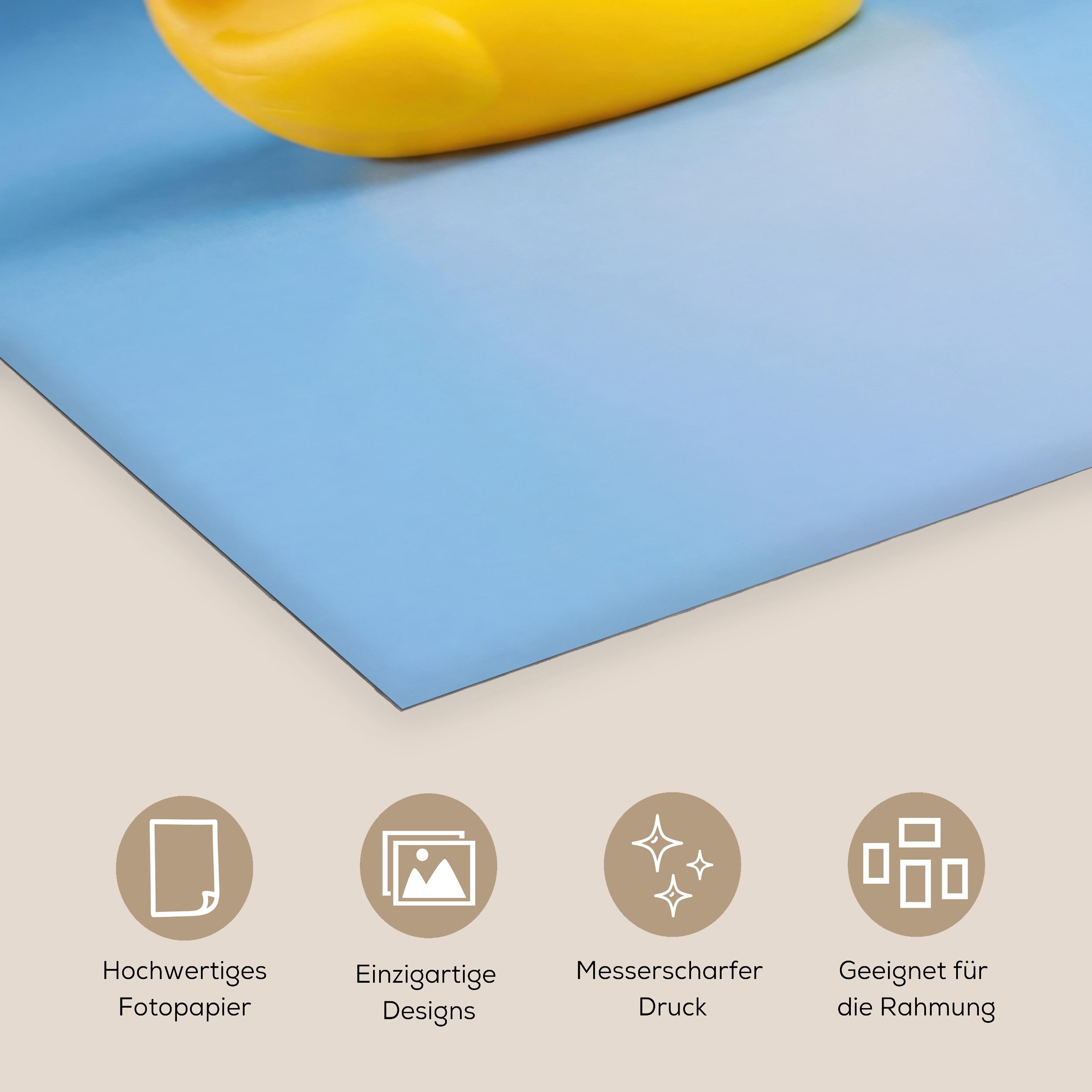 MuchoWow Poster Gummi-Ente - Handtuch - Blau, (1 St), Poster ohne Rahmen, Wandbild, Wandposter, 20x30 cm