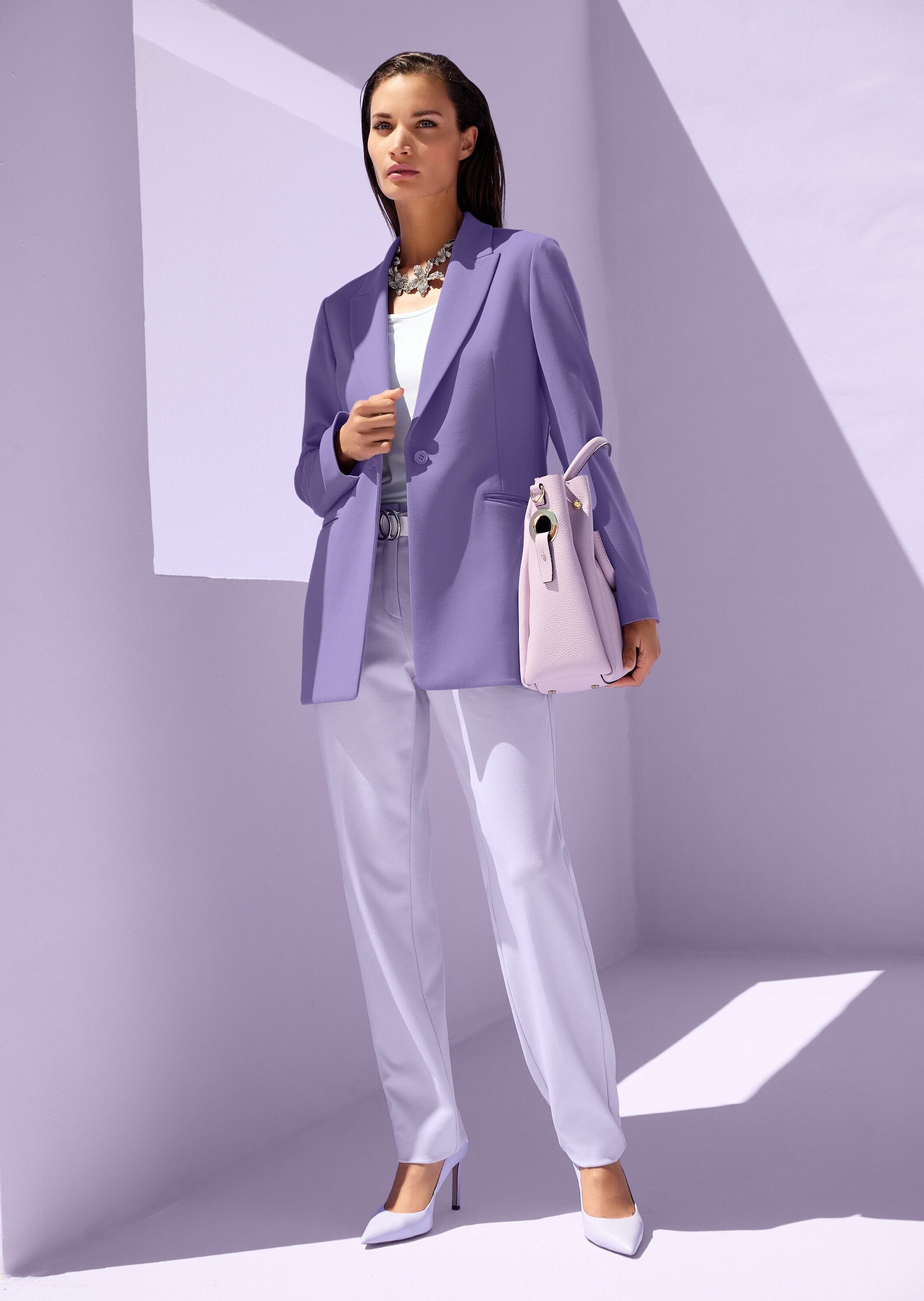 MADELEINE Kurzblazer Eleganter Longblazer mit Stretch-Komfort Businessblazer mit Reverskragen und langen Ärmeln