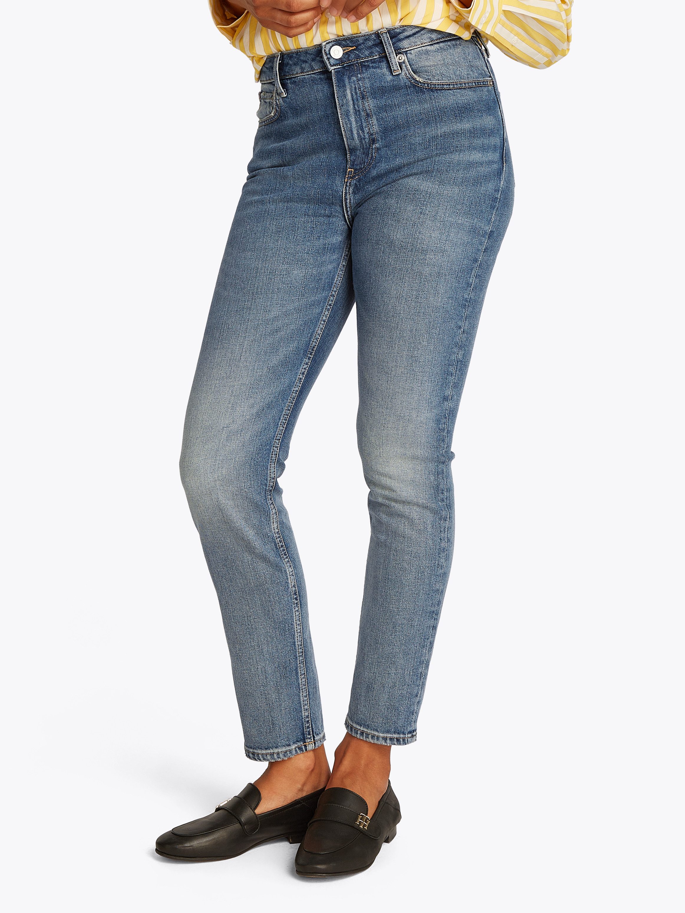 Tommy Hilfiger Slim-fit-Jeans Slim Cigarette High Waist mit Logo-Badge, in blauer Waschung