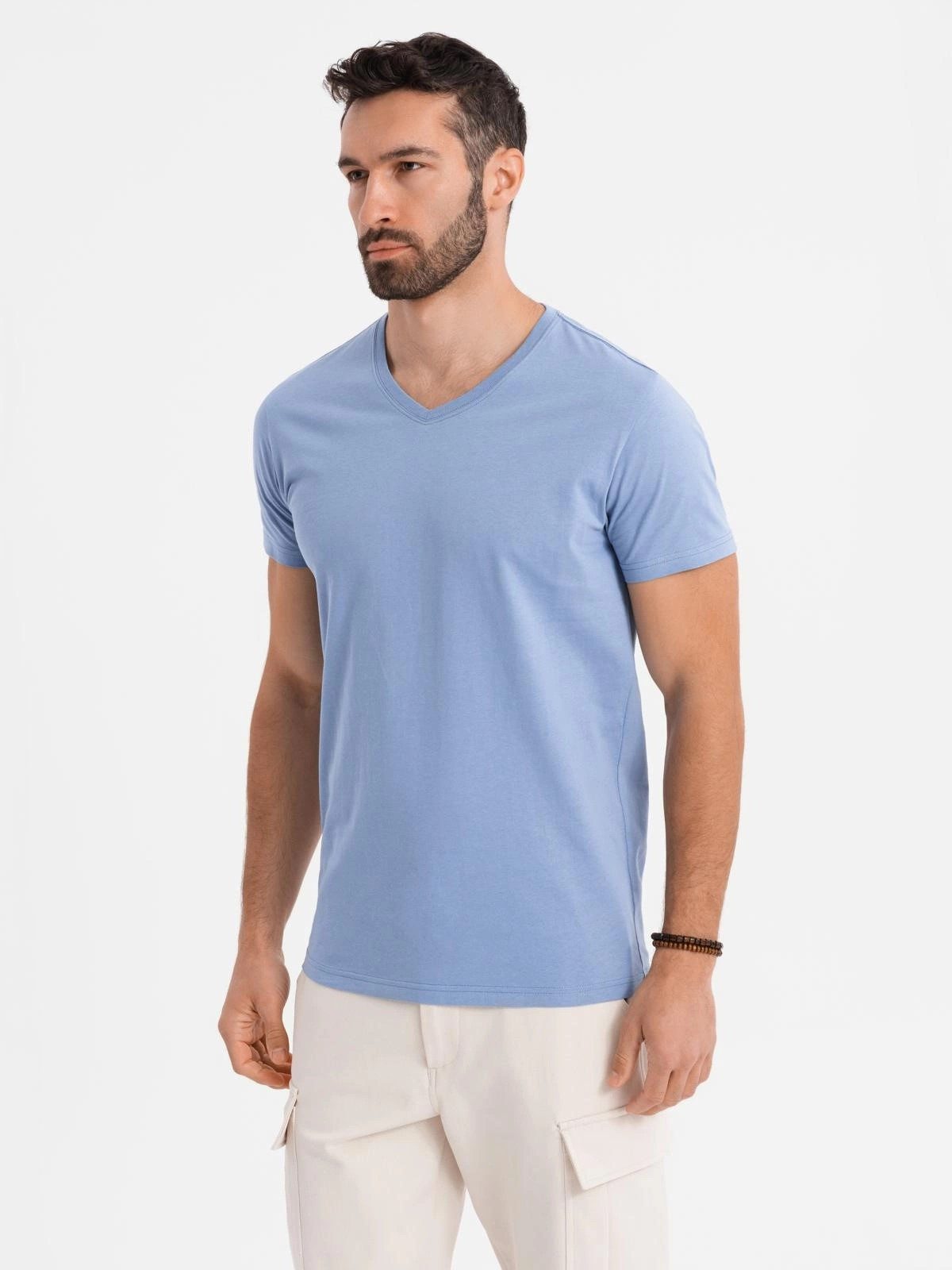 OMBRE T-Shirt BASIC Herren T-Shirt aus klassischer Baumwolle mit V-Ausschnitt Jacquard-Label mit Branding in der Seitennaht