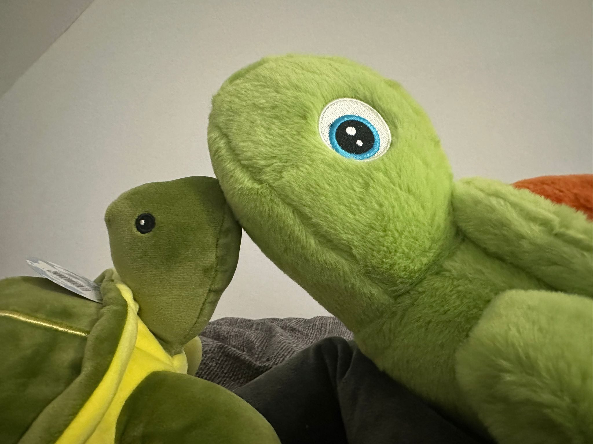 soma Kuscheltier Schildkröte Kuscheltier Plüschtier Stofftier XXL 45 cm grün (1-St), superflauschiges Kuscheltier zum Knuddeln Reptilien Meerestiere