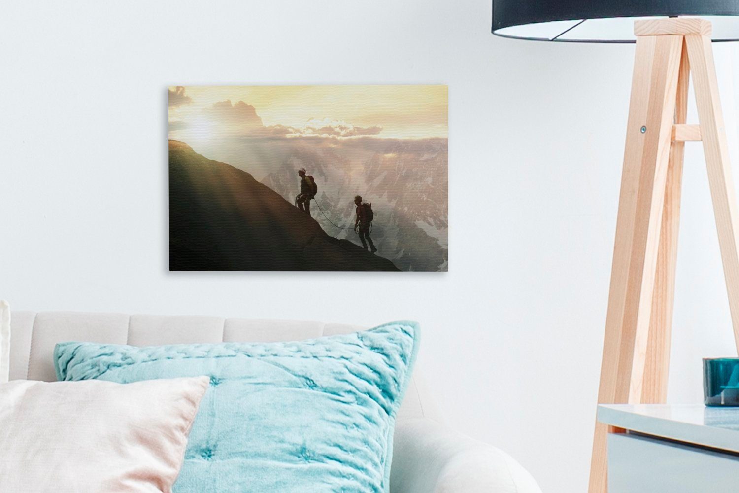 OneMillionCanvasses® Leinwandbild 30x20 bei Bergsteiger Leinwandbilder, erklimmen St), Sonnenuntergang, Berg Wanddeko, Aufhängefertig, (1 cm Wandbild
