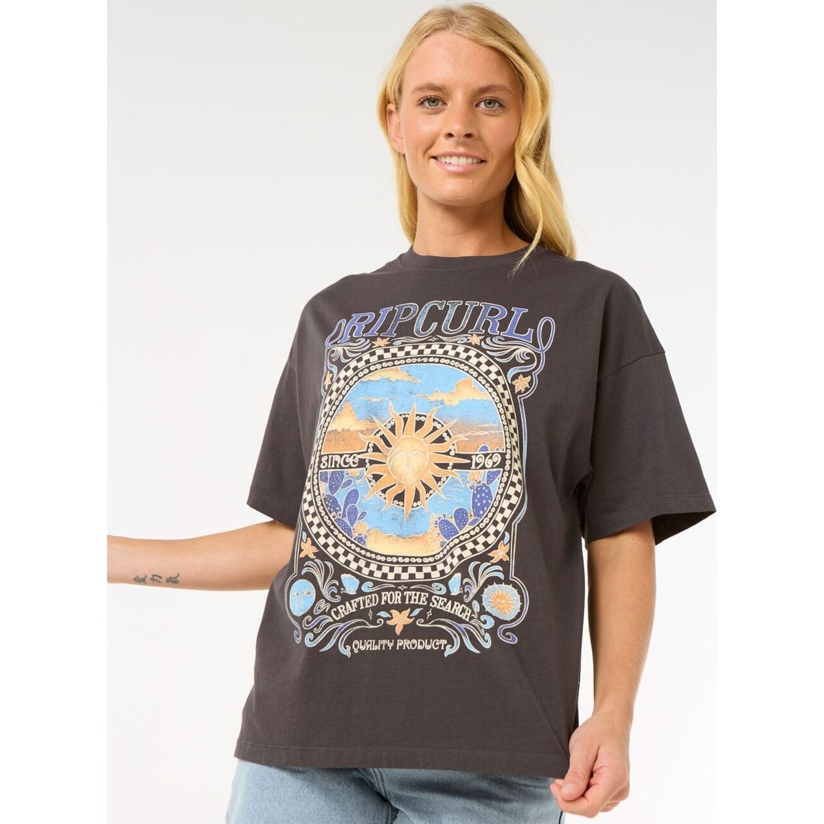 Rip Curl Kurzarmshirt Luna Heritage Tee Lässiger Retro-Look trifft auf modernen Stil, gefertigt aus 100 %