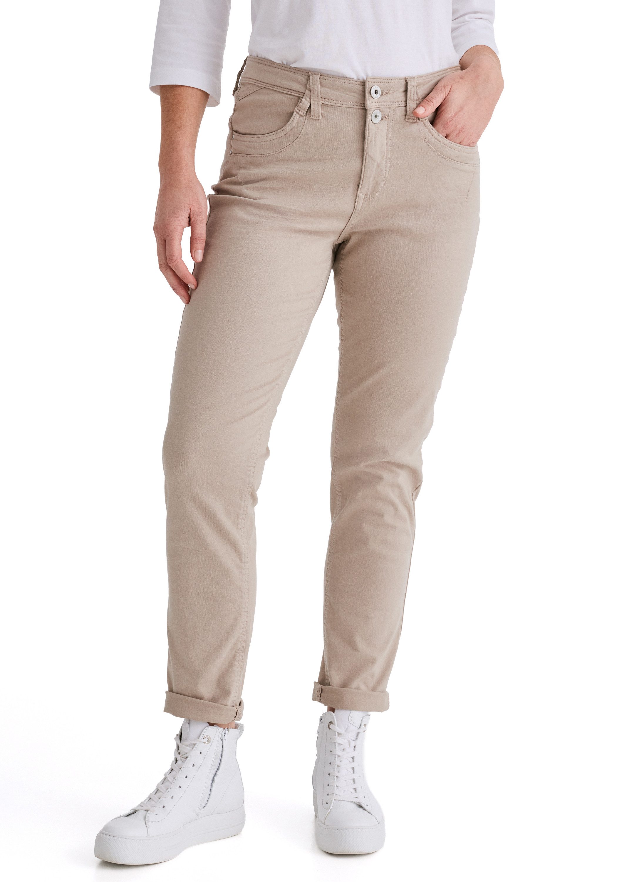 simply taupe