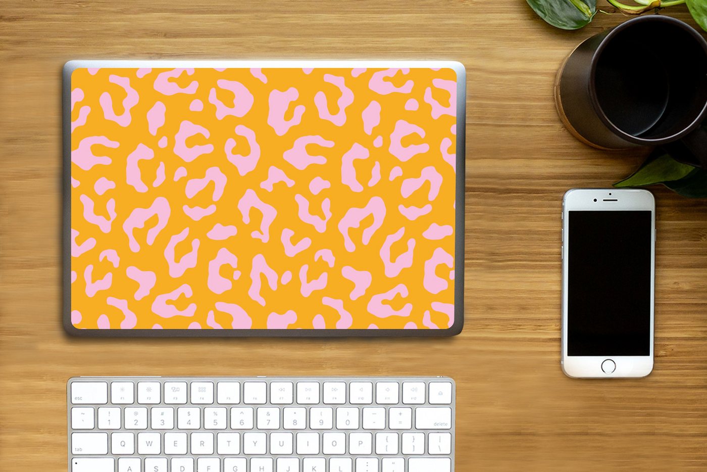 Thumbnail - MuchoWow Laptop-Aufkleber Pantherprint - Orange - Rosa - Tierprint, (1tlg), Laptop Folien Cover, Aufkleber, Sticker, Sch...