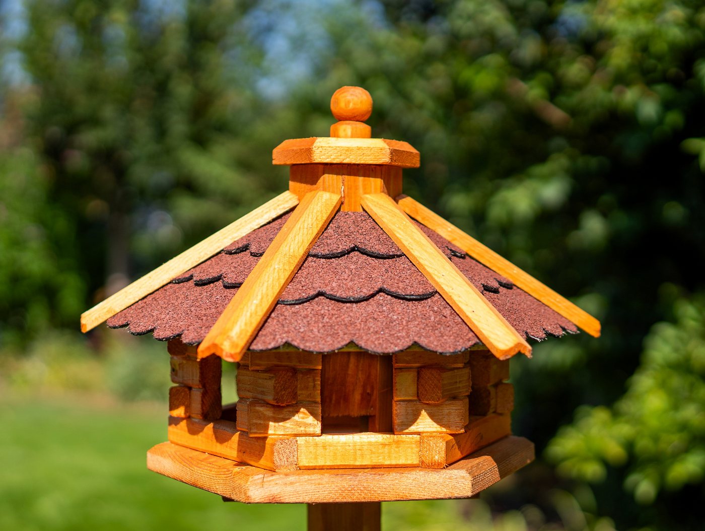 Thumbnail - DSH DEKO SHOP HANNUSCH Vogelhaus Futterhaus optional mit Ständer und Solarbeleuchtung in versch. Farben