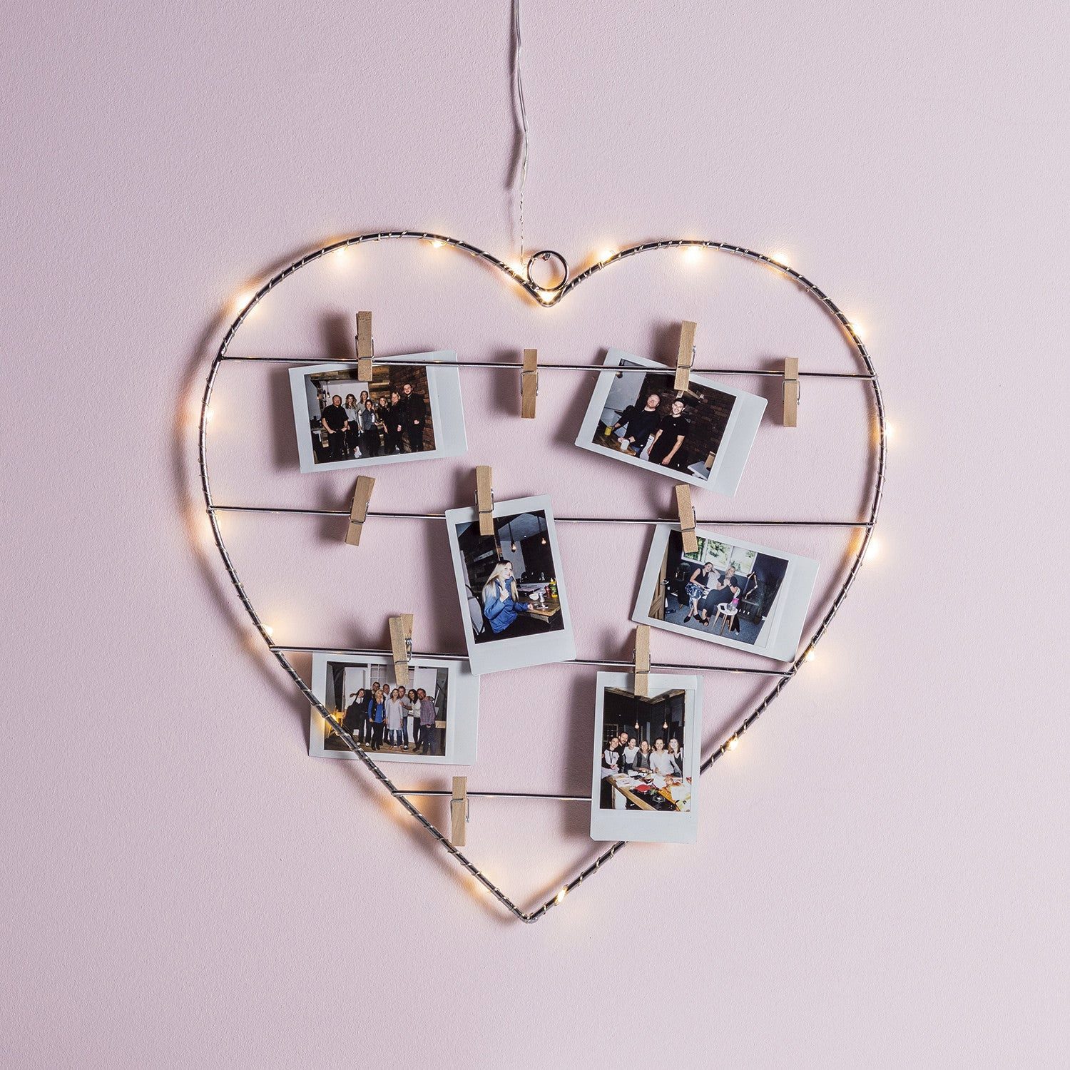 Lights4fun LED Dekolicht LED Herz Deko mit Holzklammern