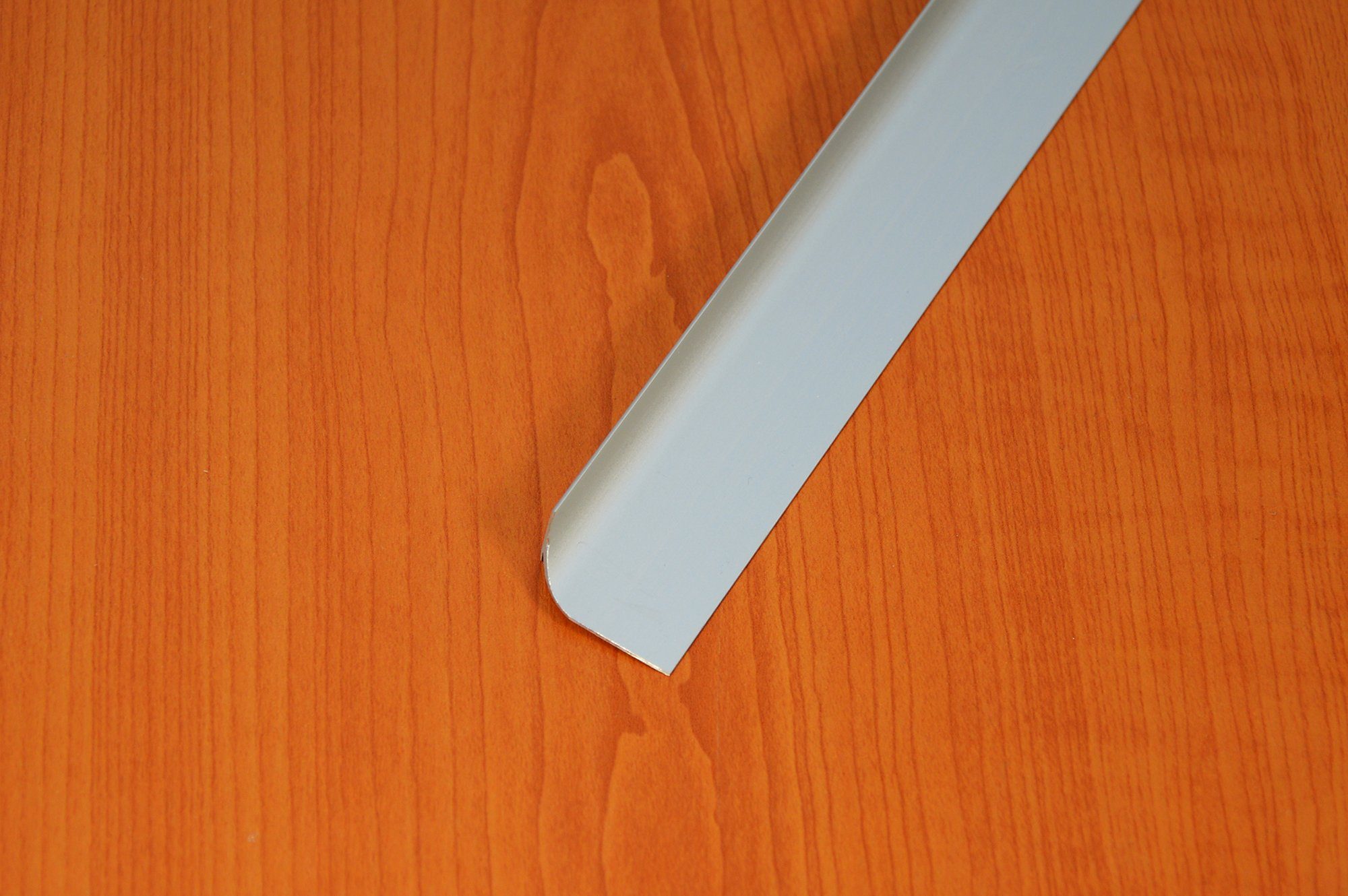 B&B Stuckleiste Abschlussleiste Eckleiste Winkelleisten Verbinder Alu Leiste 28mm