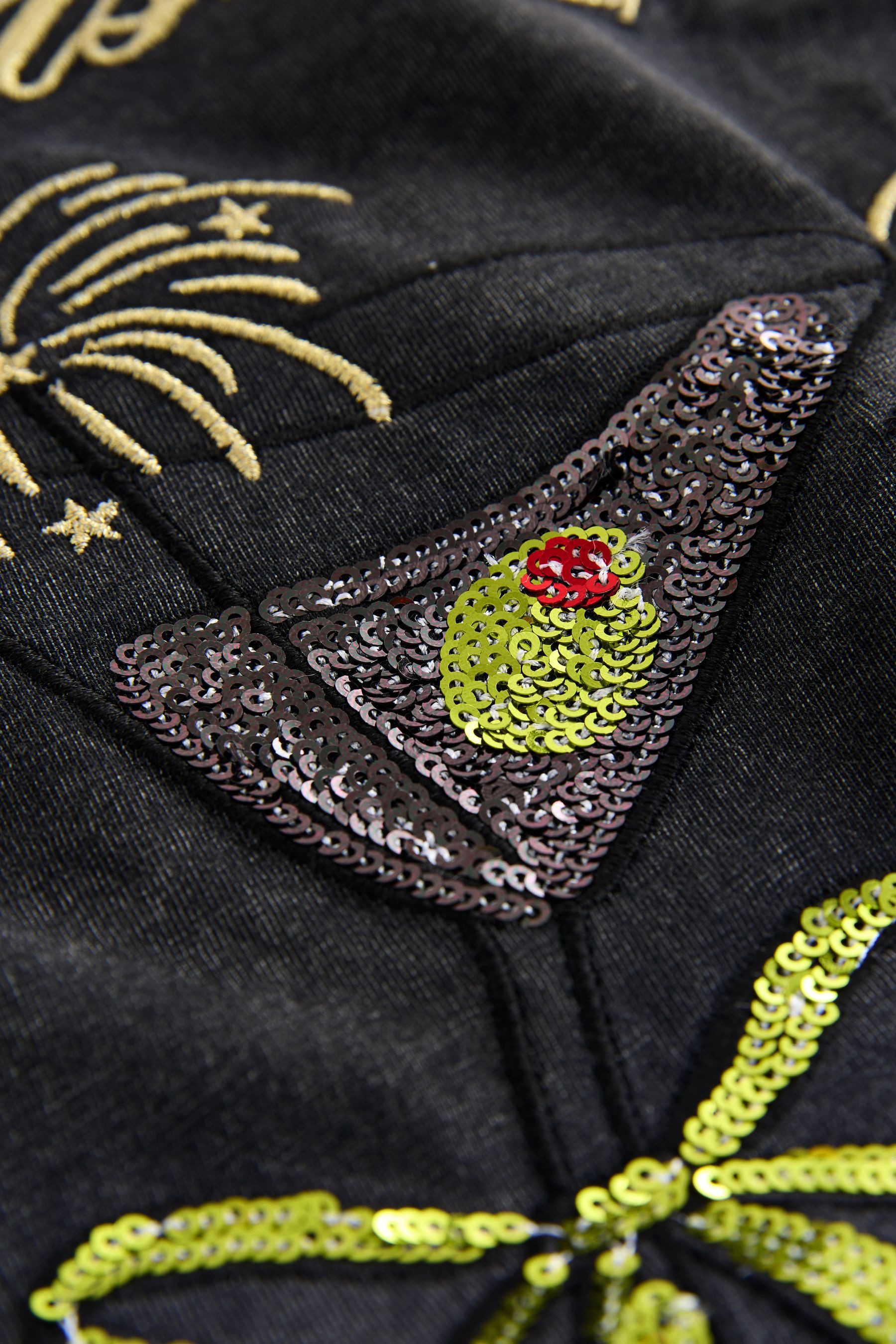 Next T-Shirt Rundhals-T-Shirt mit Tinsel Tinis-Stickerei (1-tlg)