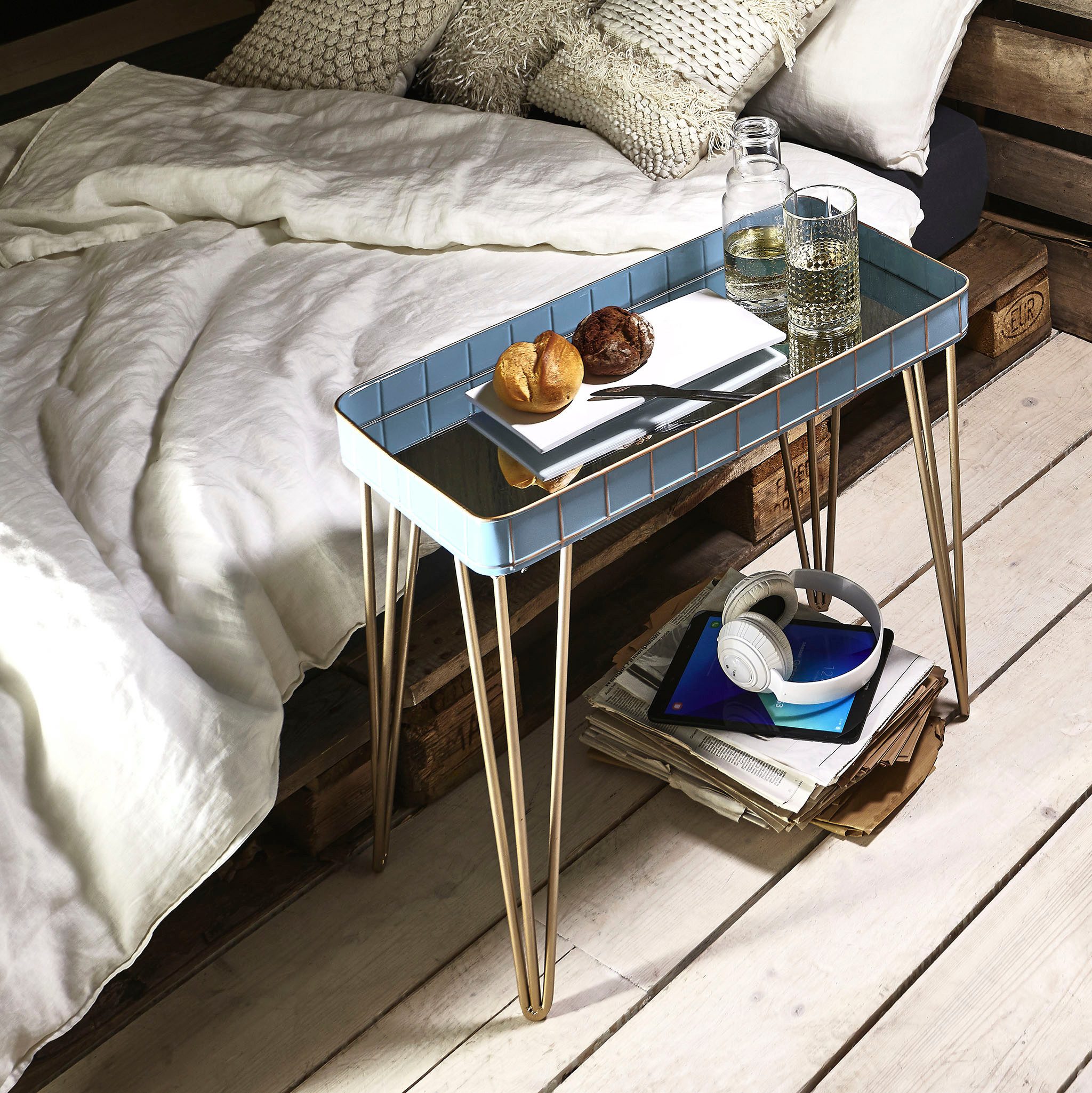 HAKU Beistelltisch Sofatisch, Wohnzimmertisch (1-St), rechteckig - aus Metall Blau B/T/H 60/31/54 cm