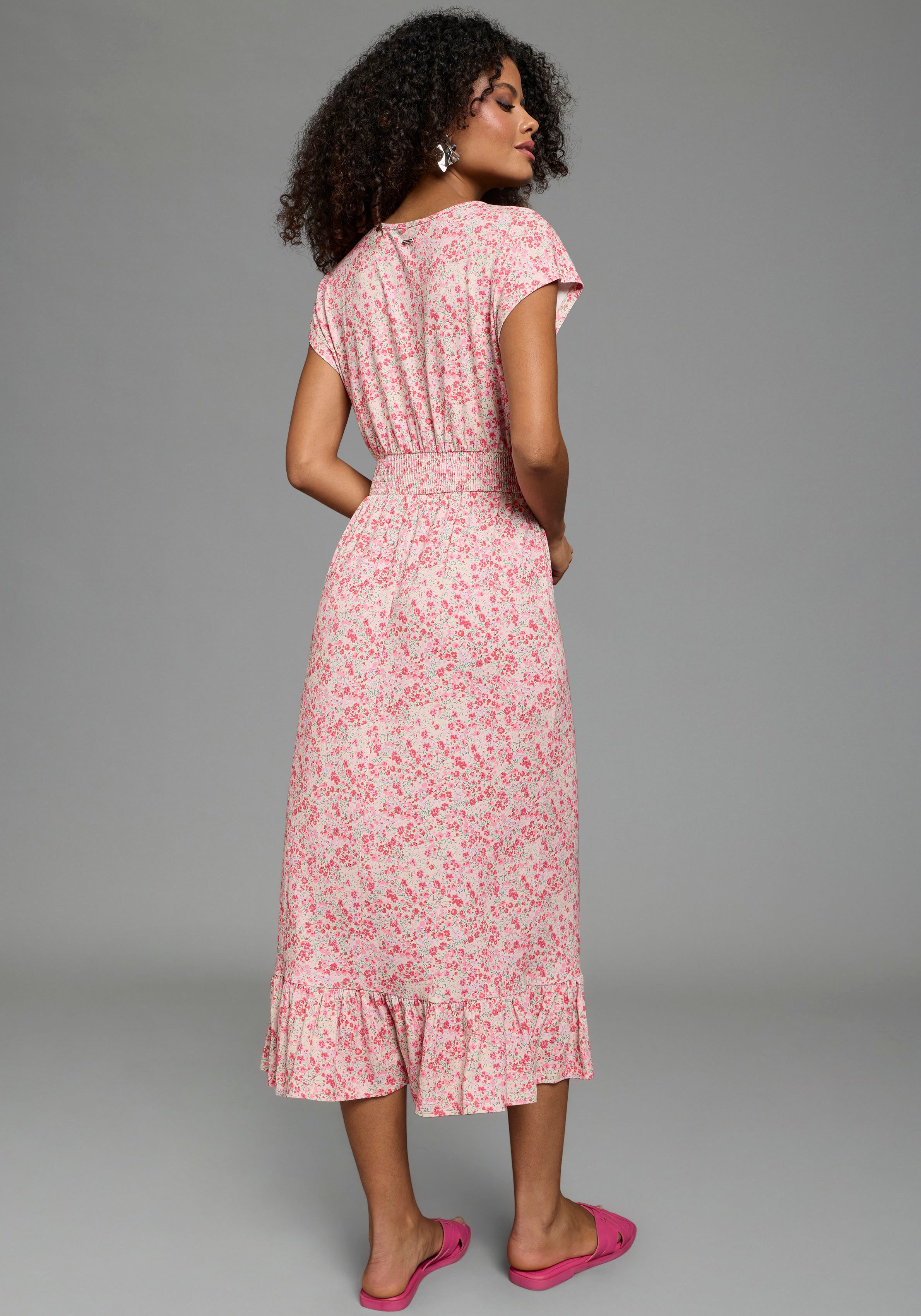 Laura Scott Sommerkleid femininer Stil, für entspannte Tage, aus elastischem Single Jersey