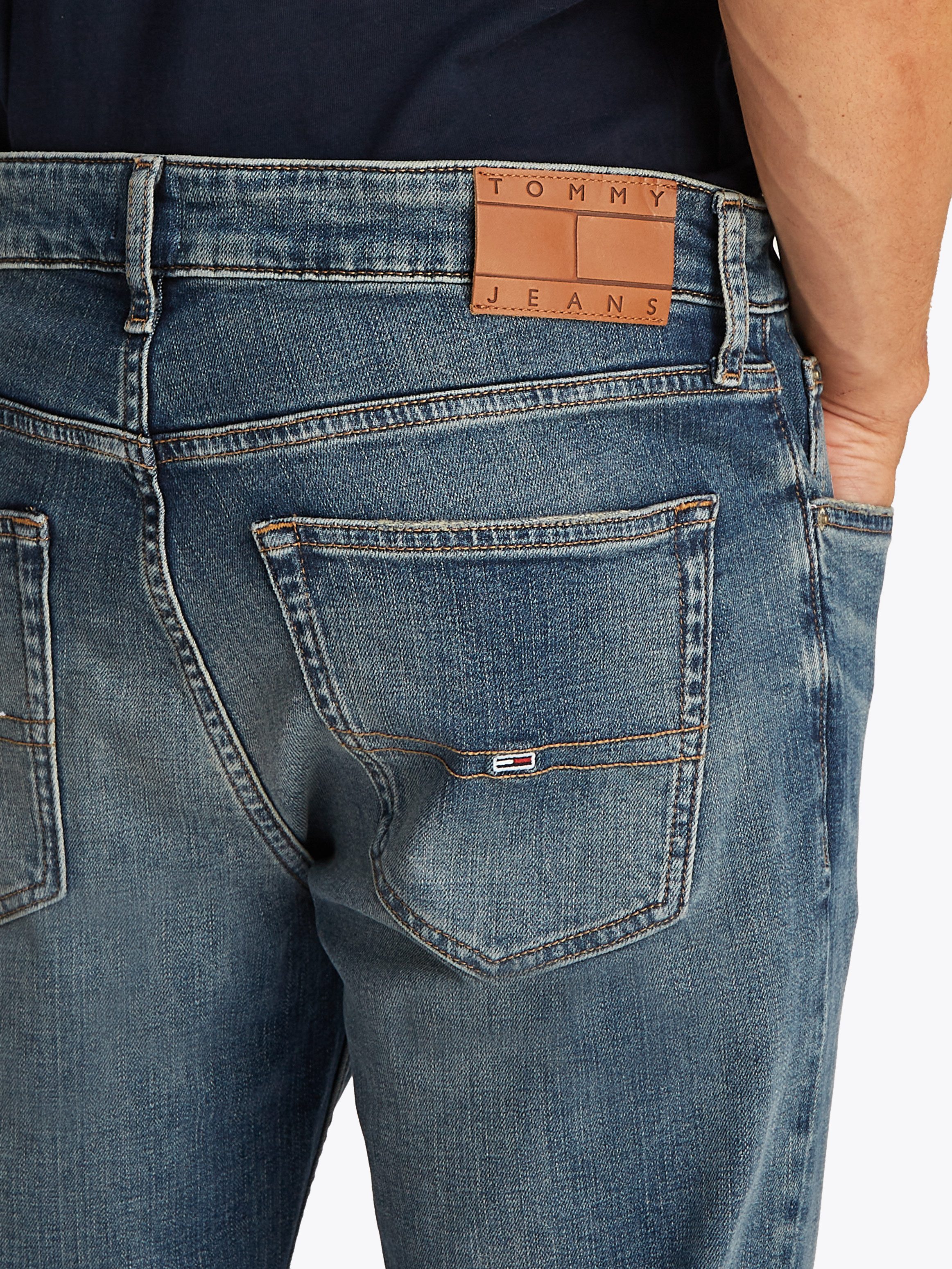 Tommy Jeans Slim-fit-Jeans Austin Slim Tapered zum Knöchel hin schmaler wer günstig online kaufen