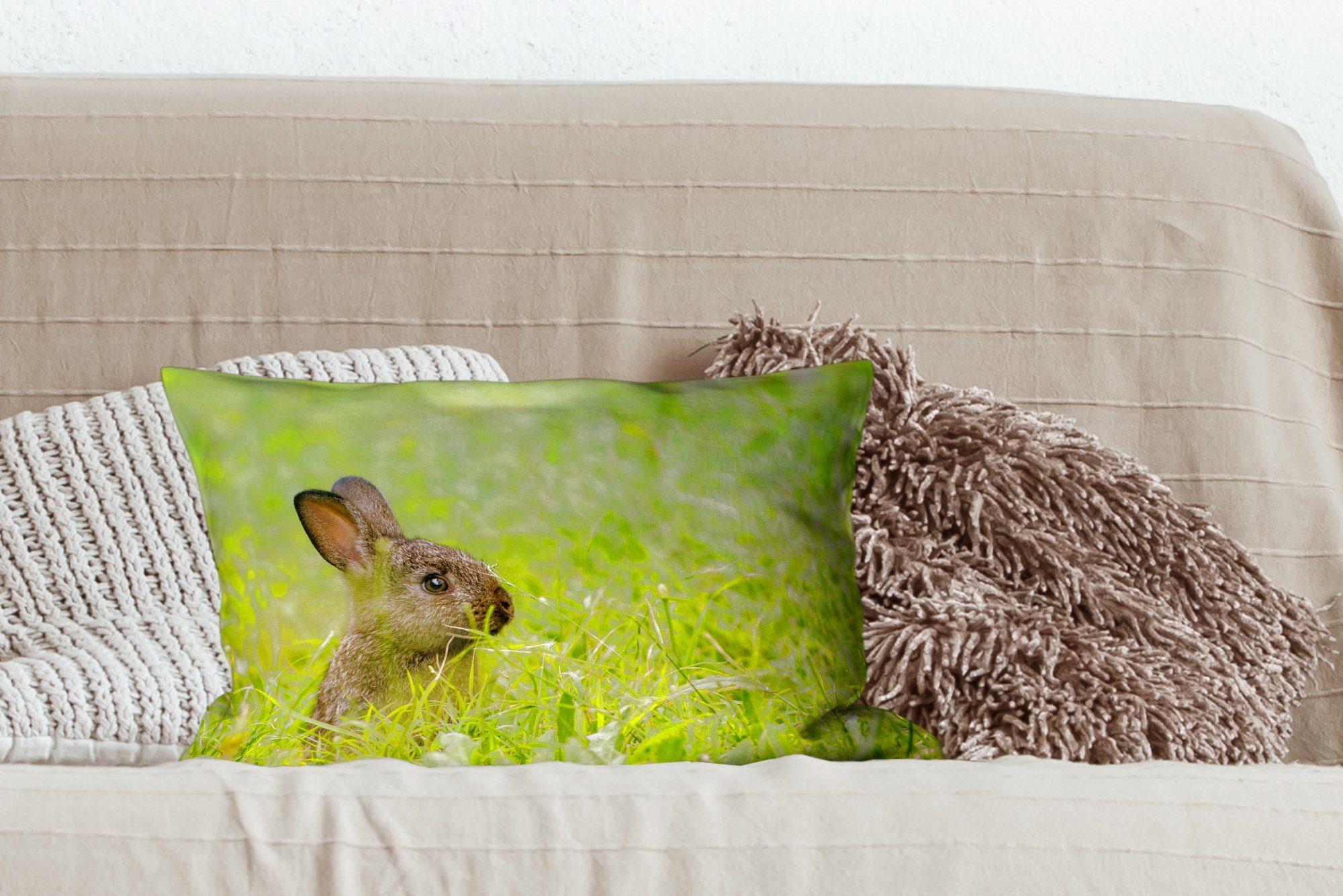 MuchoWow Dekokissen Kaninchen - mit Dekokissen - Dekoration, Wohzimmer Schlafzimmer Zierkissen, Gras, Baby Füllung
