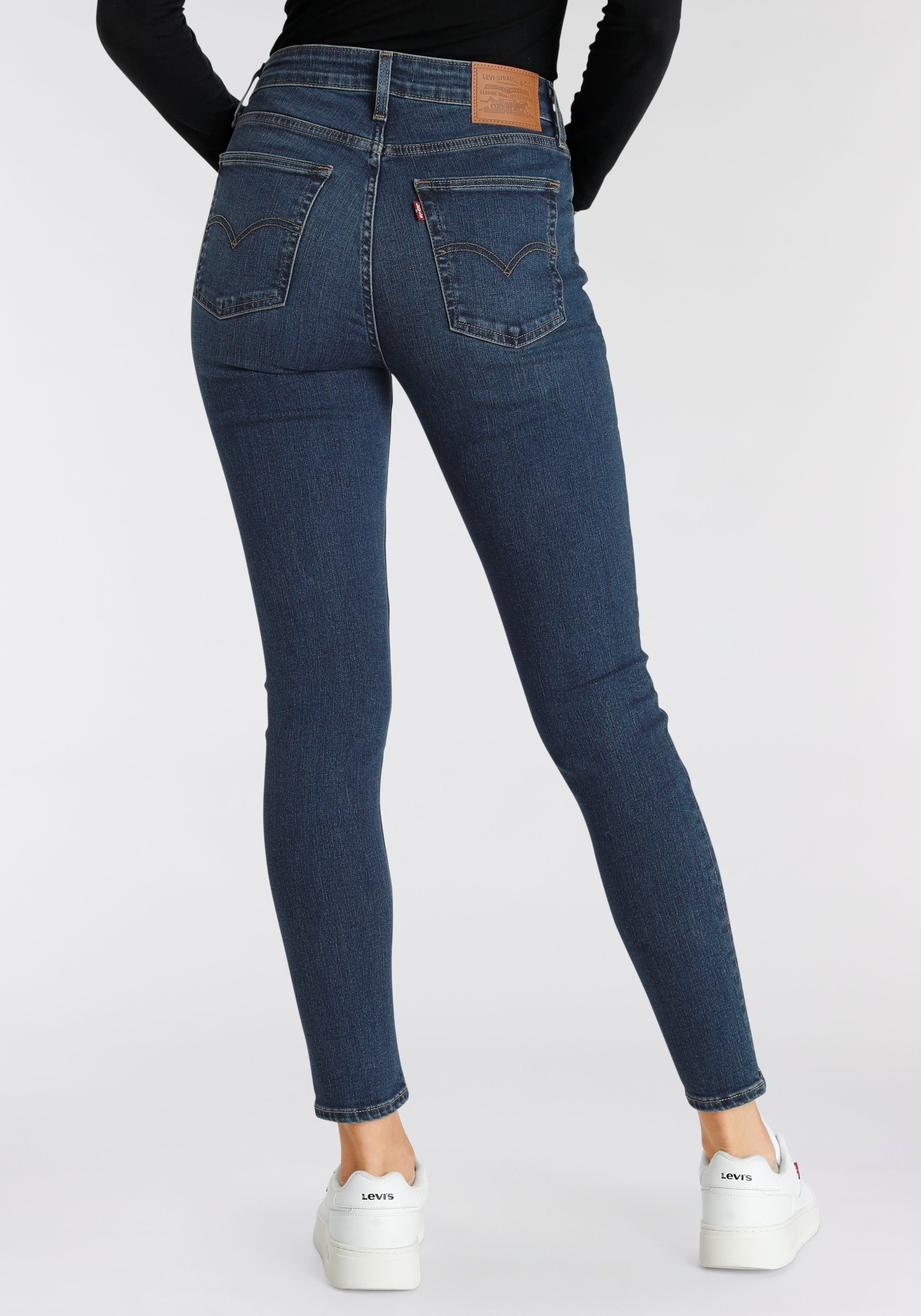 rise indigo High dark skinny 721 Bund mit Skinny-fit-Jeans in worn hohem Levi's®