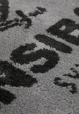 Badematte Badematte »Sansibar, Höhe 20 mm, mit Sansibar Logo Schriftzug Sansibar Sylt, rutschhemmend beschichtet, fußbodenheizungsgeeignet, strapazierfähig, schnell trocknend, Polyacryl, 55x65 cm, 60x100 cm, 70x120 cm