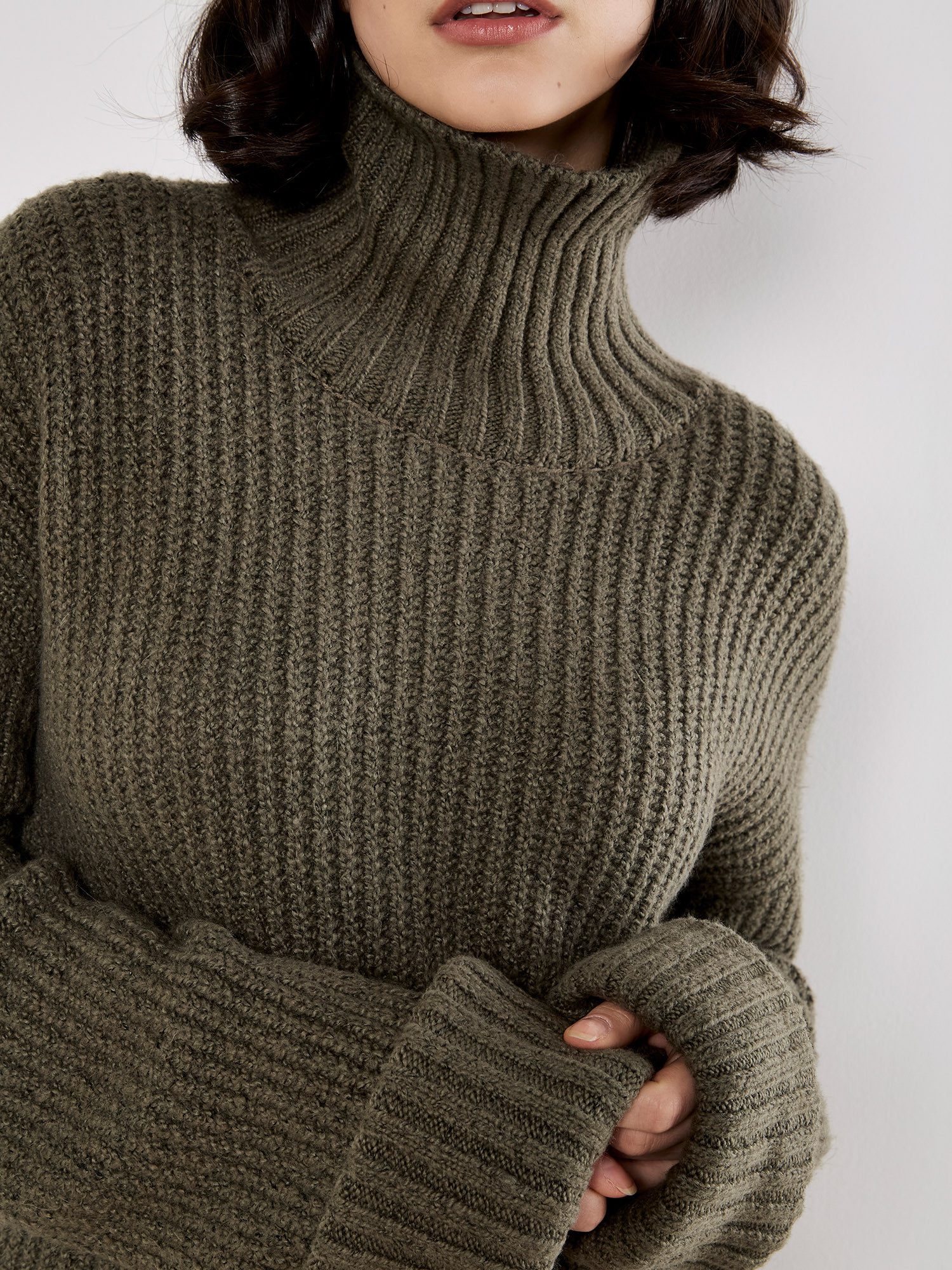 Apricot Rollkragenpullover Pulloverkleid . im Oversized-Stil