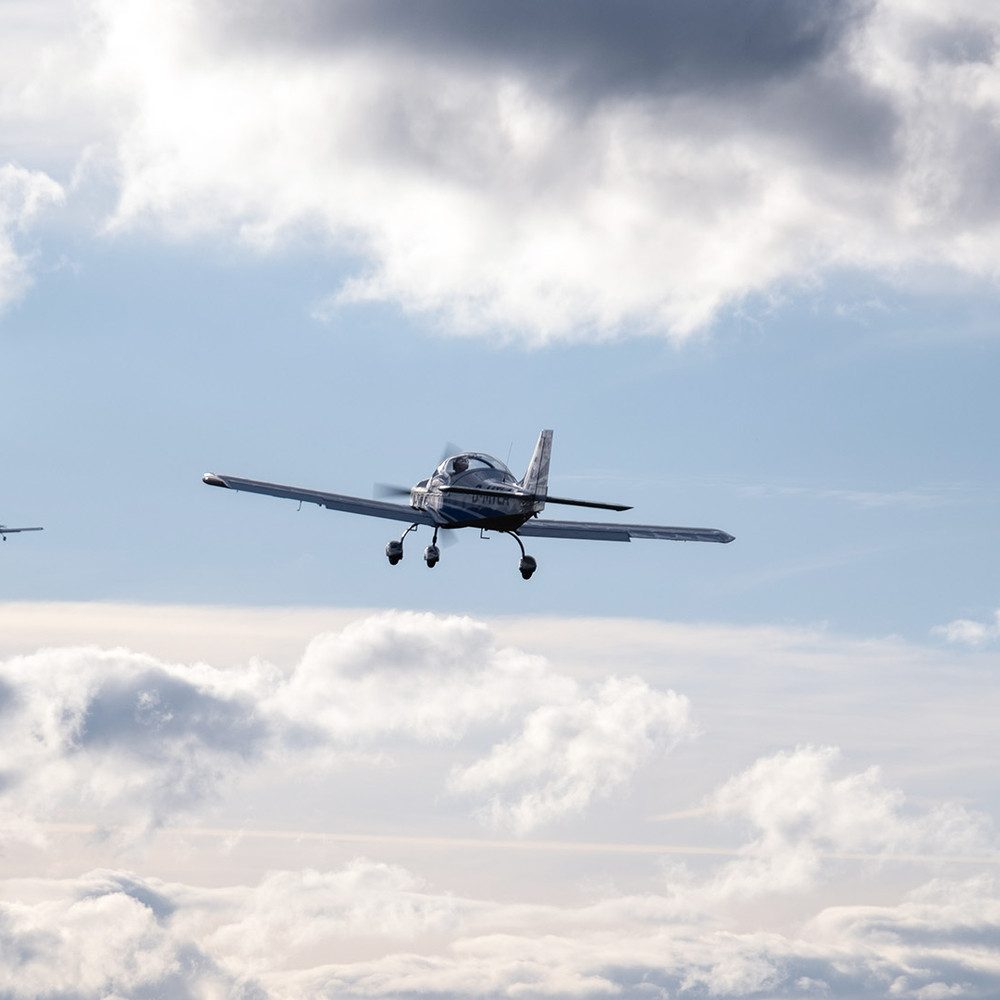 Jochen Schweizer Erlebnisgutschein Flugzeug selber fliegen Sankt Augustin, Abheben statt Zuschauen – Werde Pilot für einen Tag!
