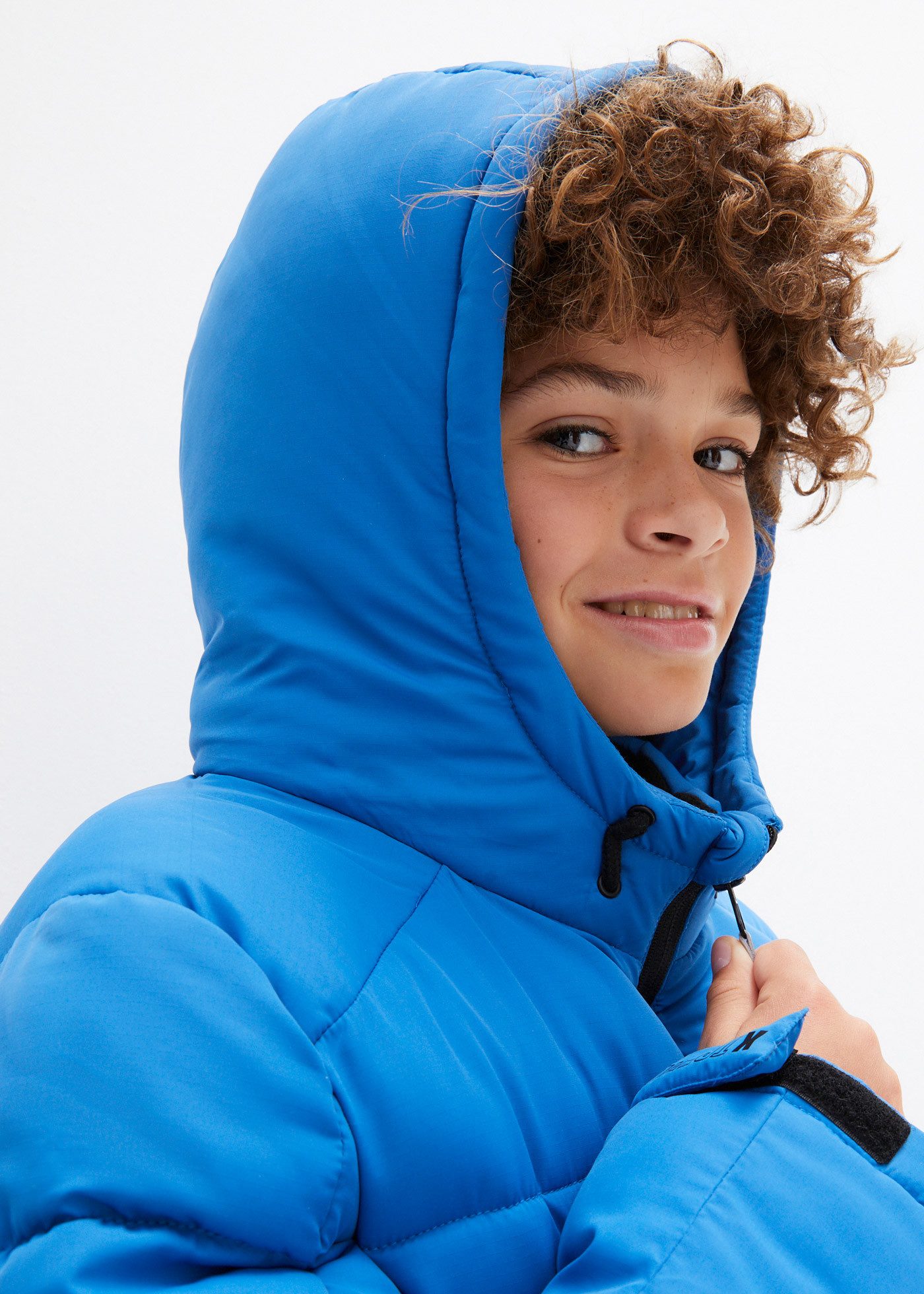 bonprix Steppjacke mit Kapuze und Fleece, normale Passform, mit reflektierenden Details