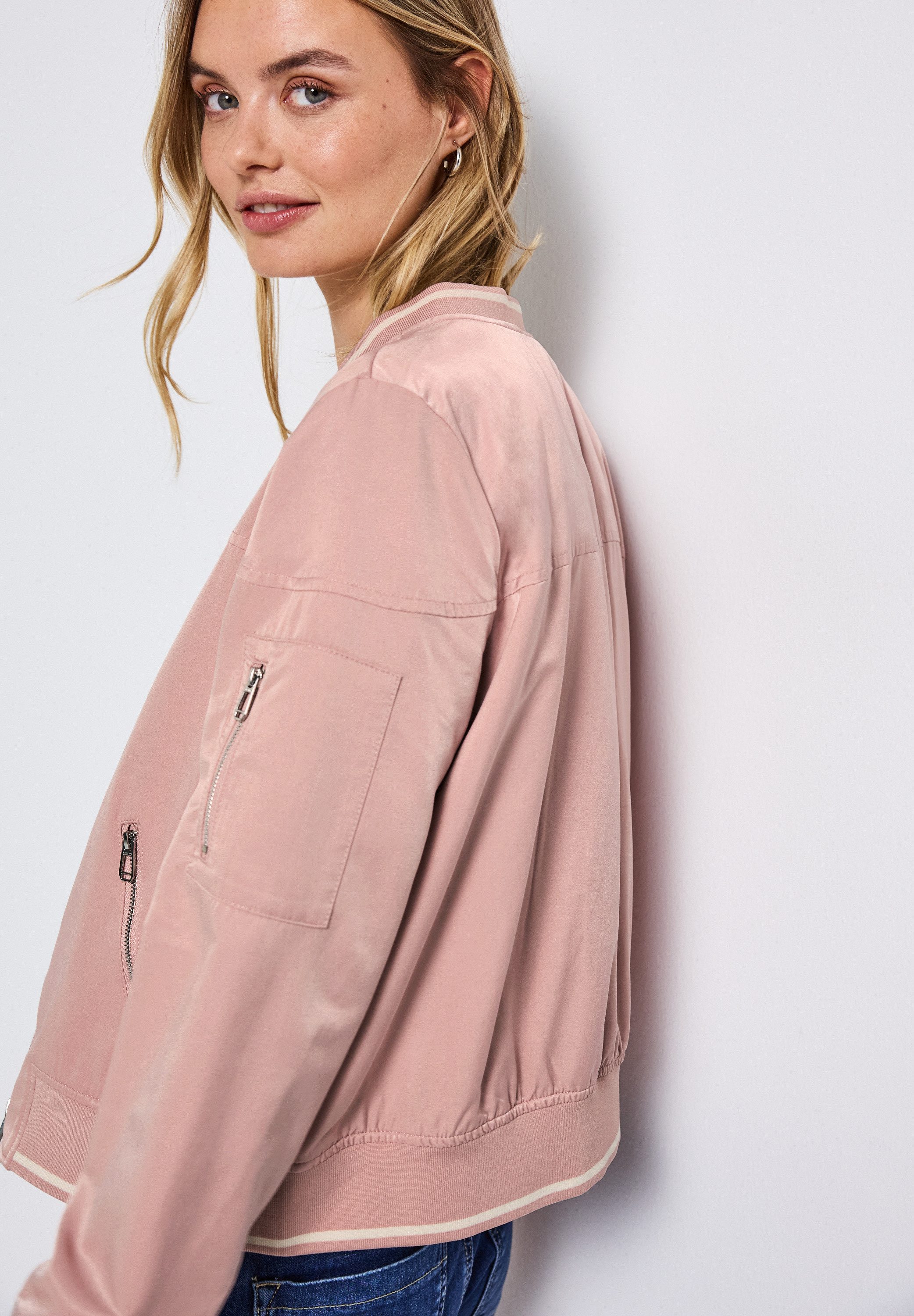 STREET ONE Blouson aus satinierter Viskose günstig online kaufen