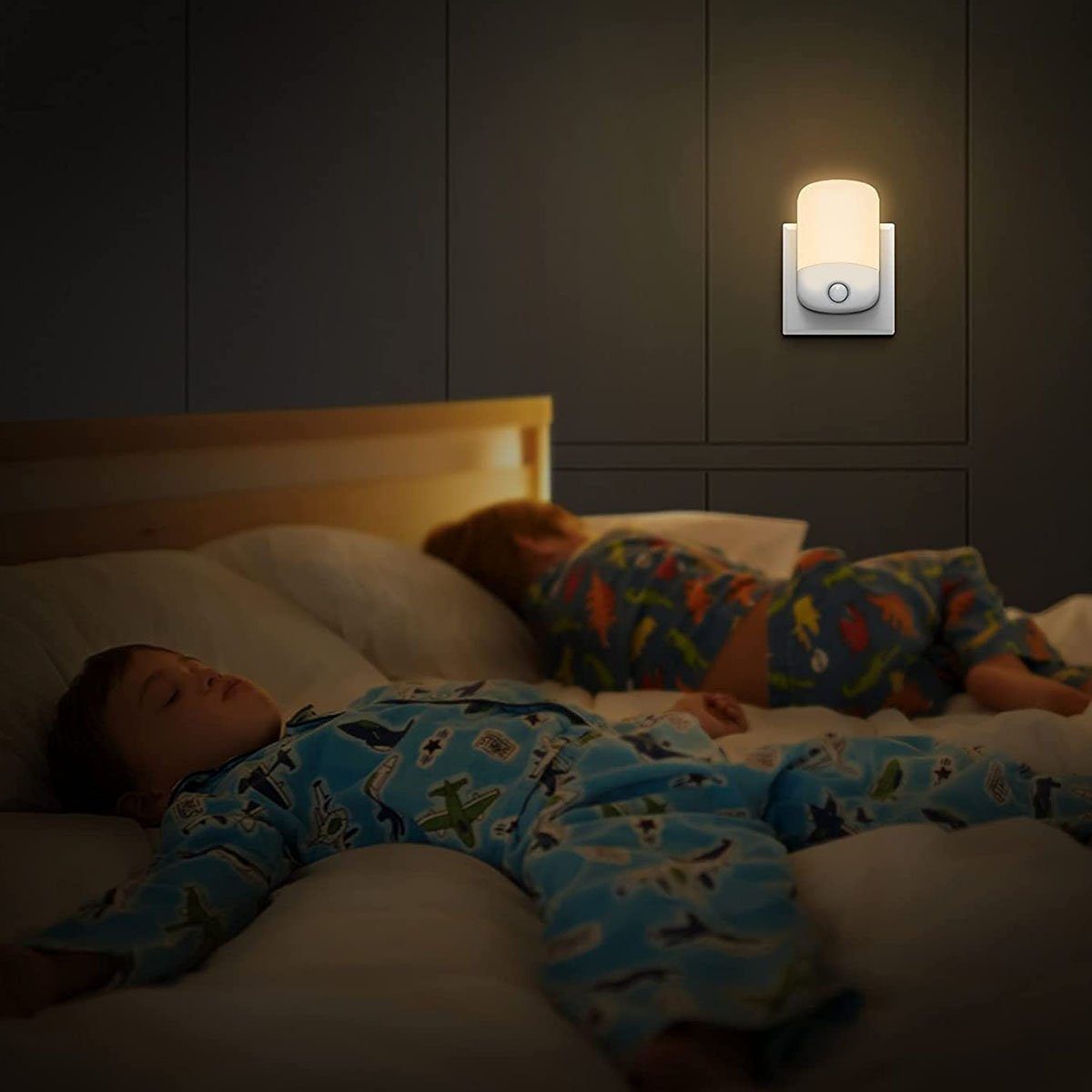 LED LETGOSPT Warmweiß LED Notlicht 2x mit Nachtlicht Bewegungsmelder, Steckdose Nachtlicht LED Nachtlicht Licht, Sensor